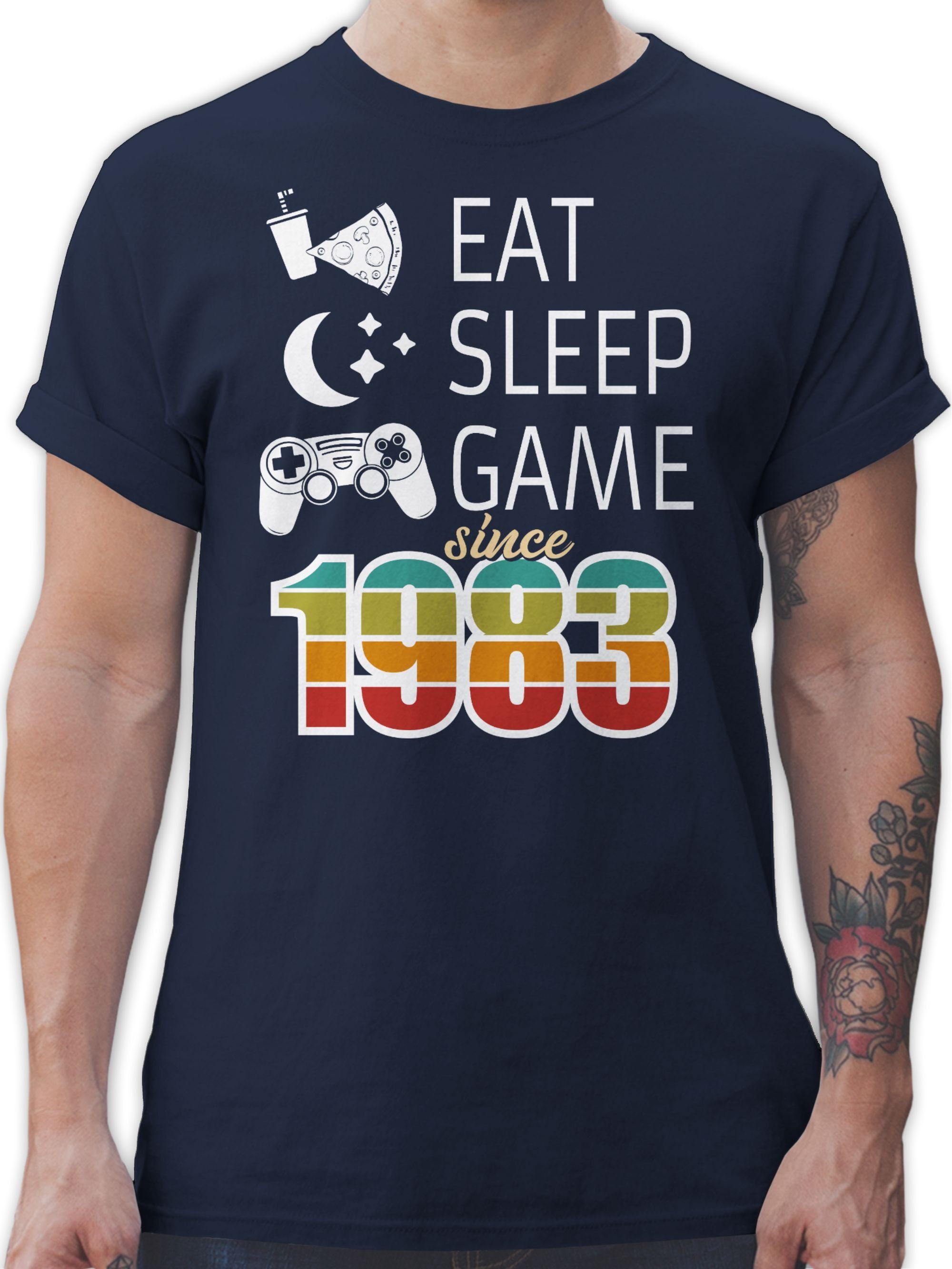 Shirtracer T-Shirt Eat sleep Game since 1983 bunt 40. Geburtstag 02 Navy Blau | T-Shirts