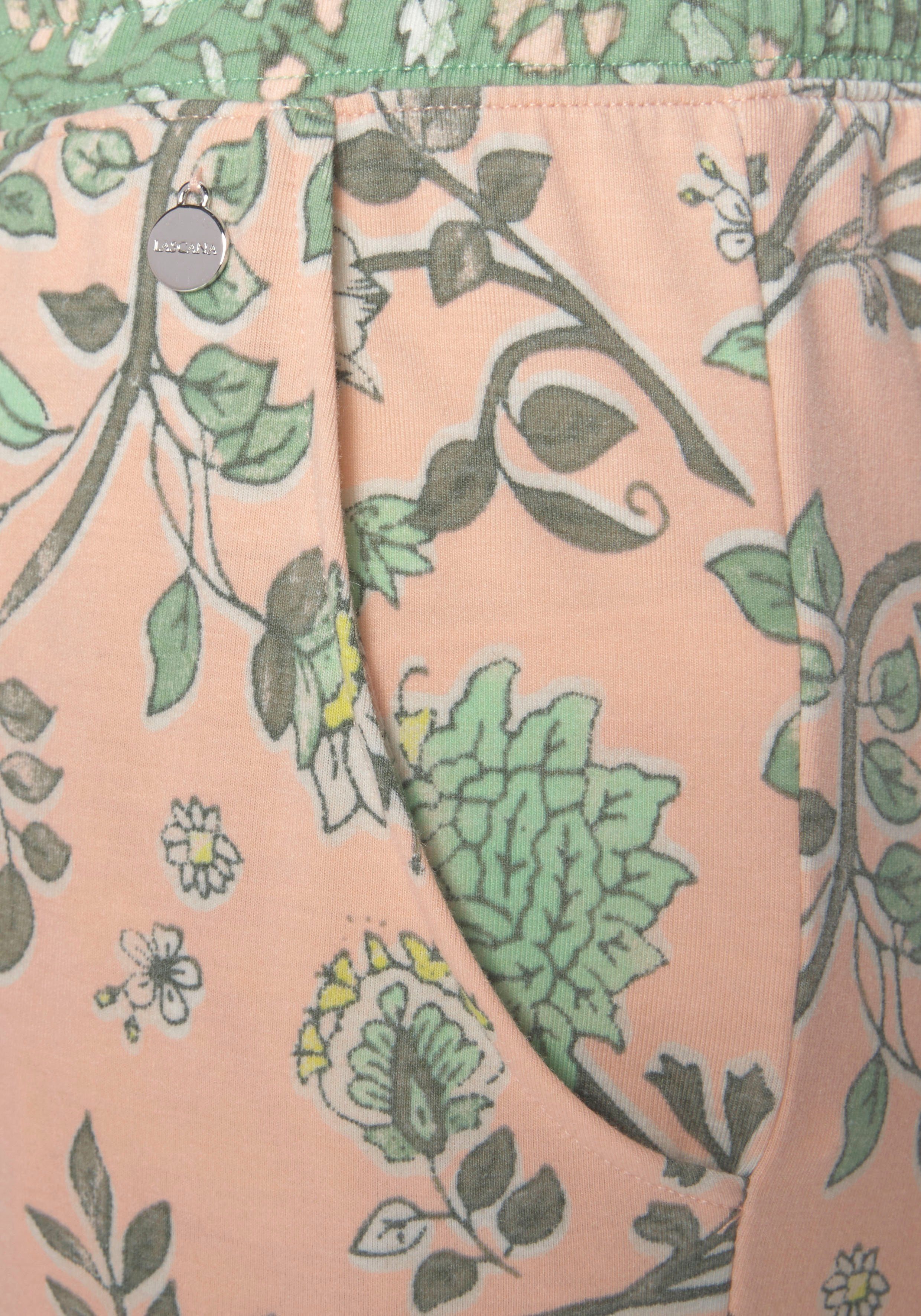LASCANA Schlafhose im Blumen Allover-Druck nude-schilfgrün
