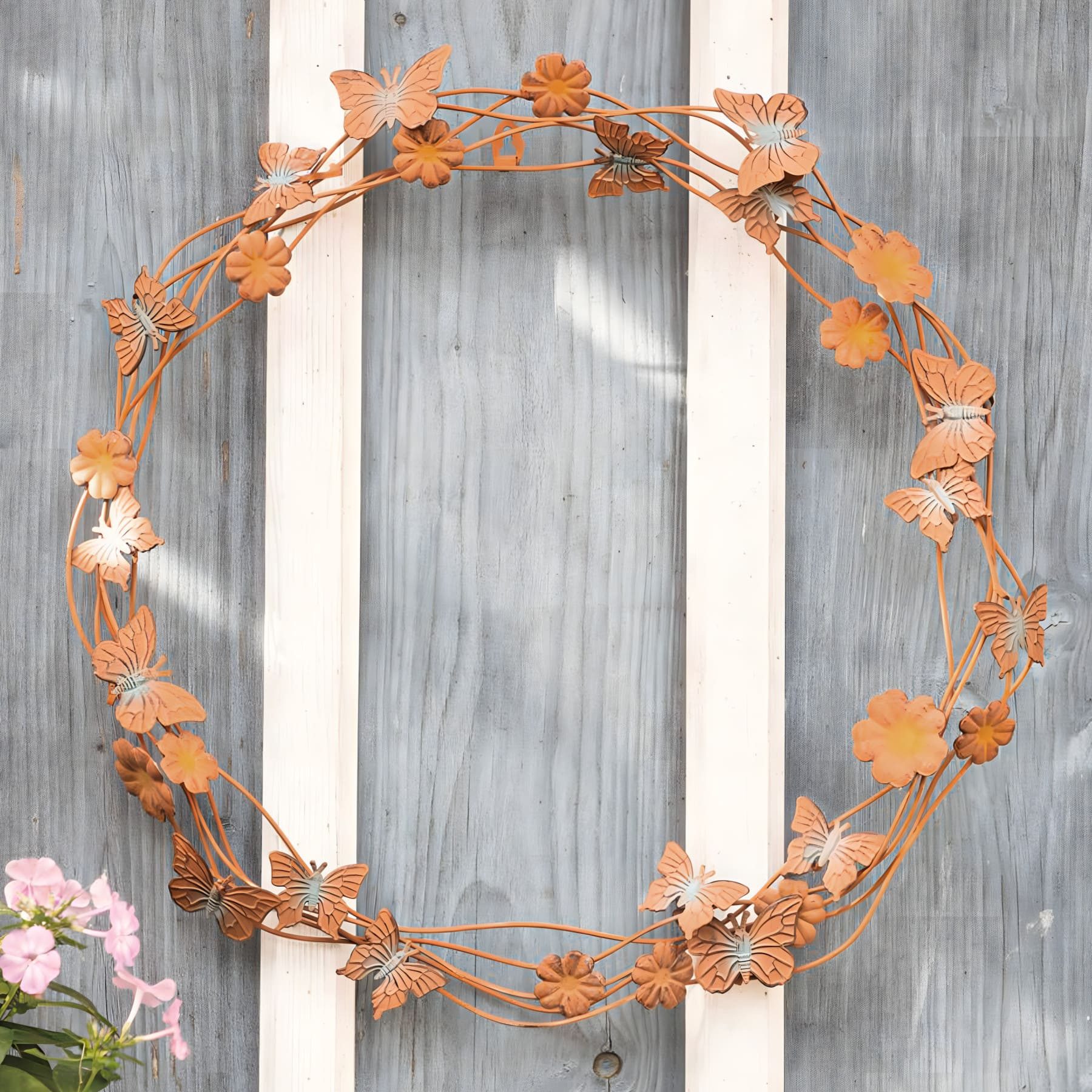 Dekoleidenschaft Dekokranz "Blumen & Schmetterlinge" Metall Rost Finish Ø 42 cm Wandkranz Outdoor, Türkranz, Deko-Kranz