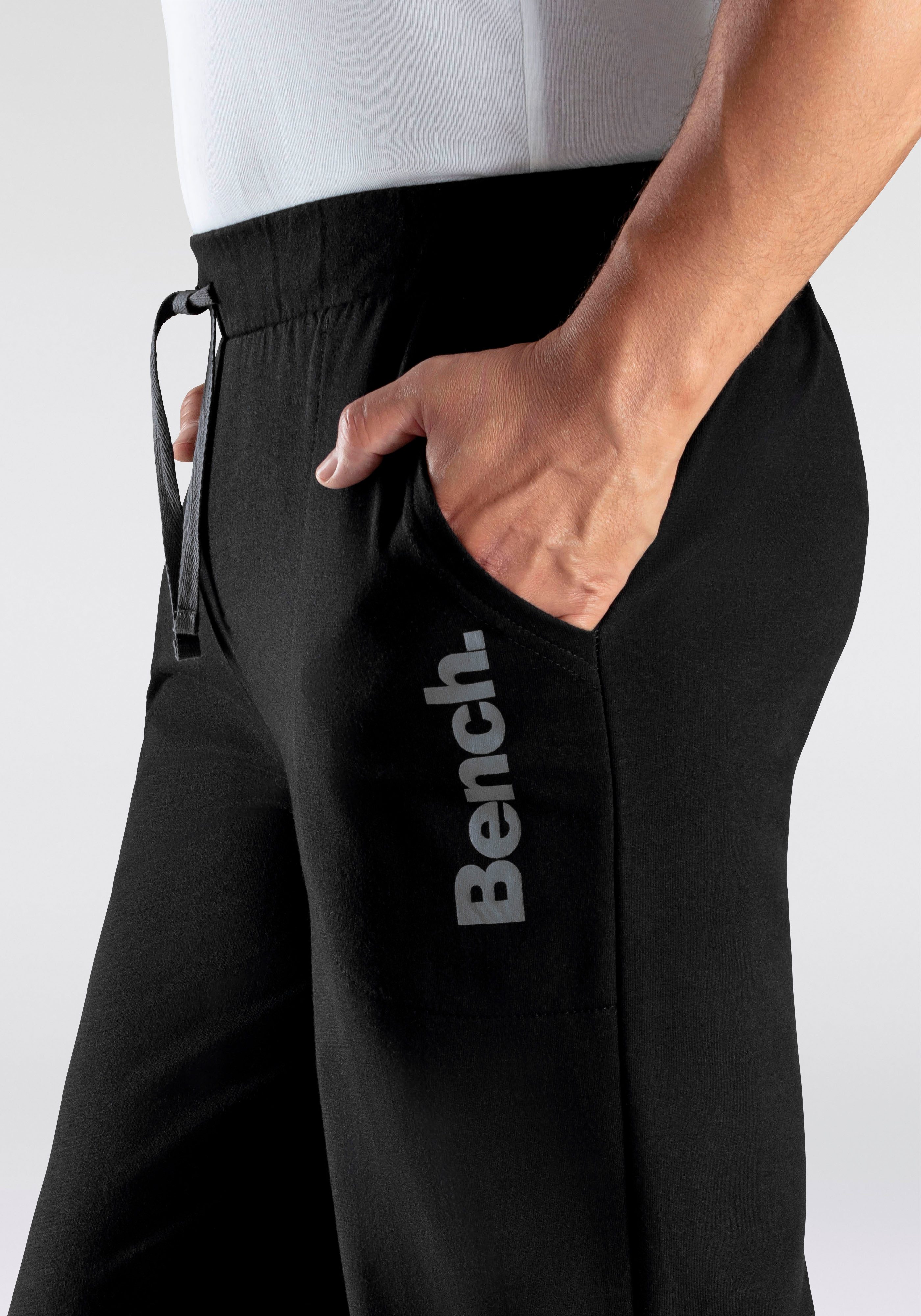 Bench. Loungewear Relaxhose aus leichter Sweat-Qualität