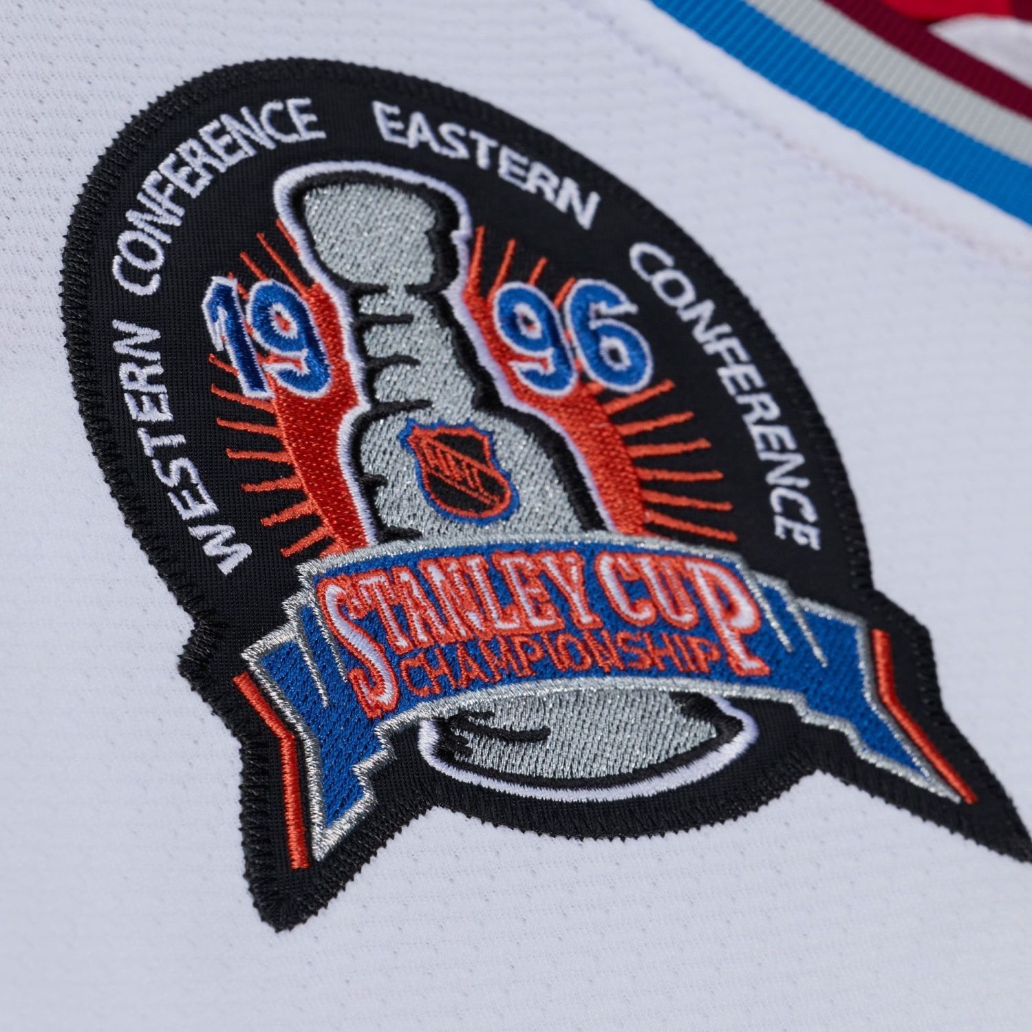 Mitchell & Ness Eishockeytrikot Joe Sakic 1995 Colorado Avalanche NHL Jersey