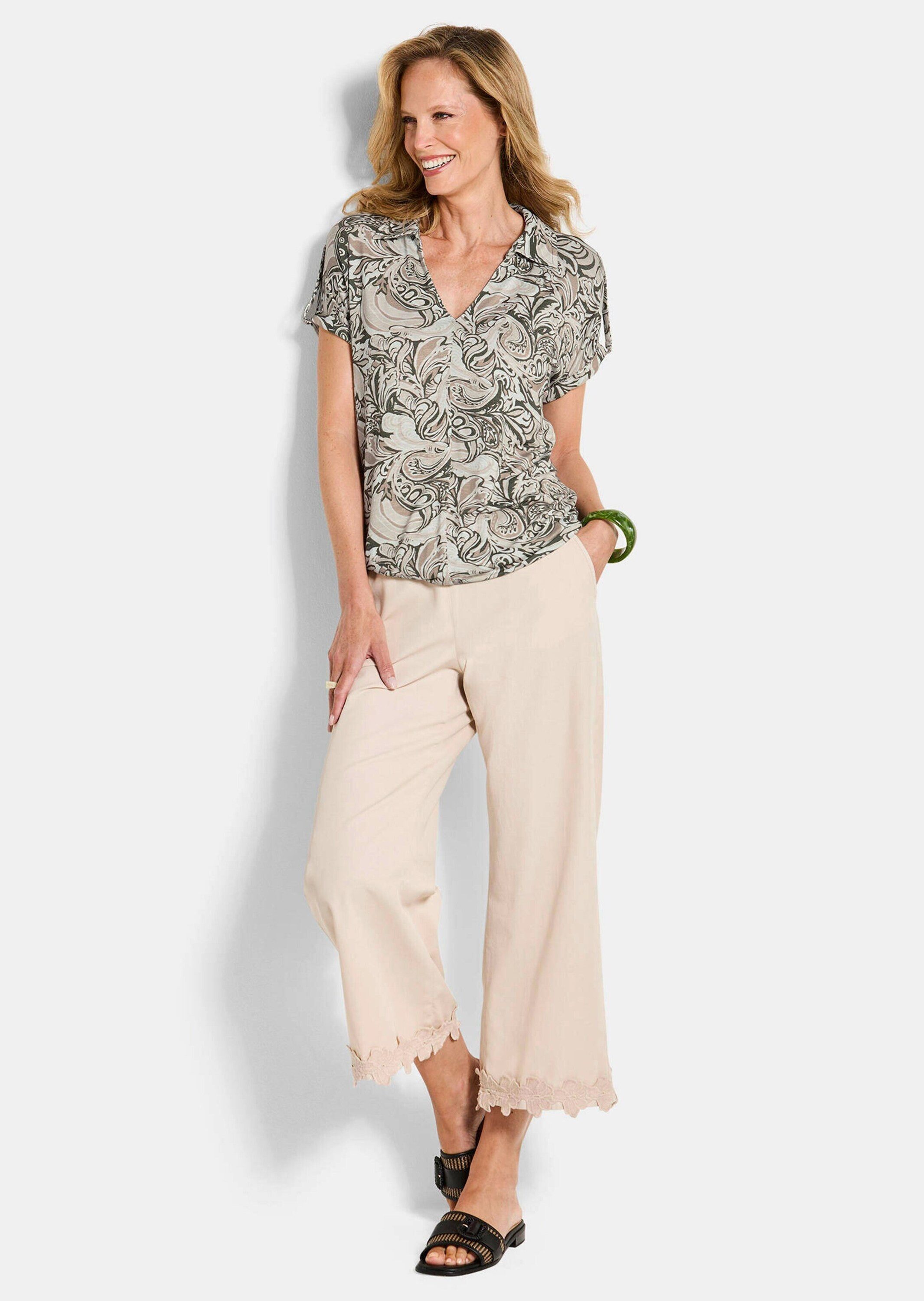 GOLDNER Print-Shirt Blusenshirt mit Paisley-Muster Druckshirt mit Kragen, V-Ausschnitt und Viertelarm