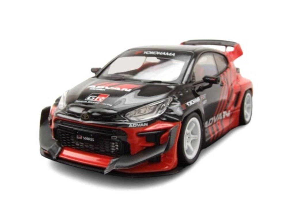 ixo Models Modellauto Toyota GR Yaris Pandem Advan schwarz rot, Maßstab 1:43