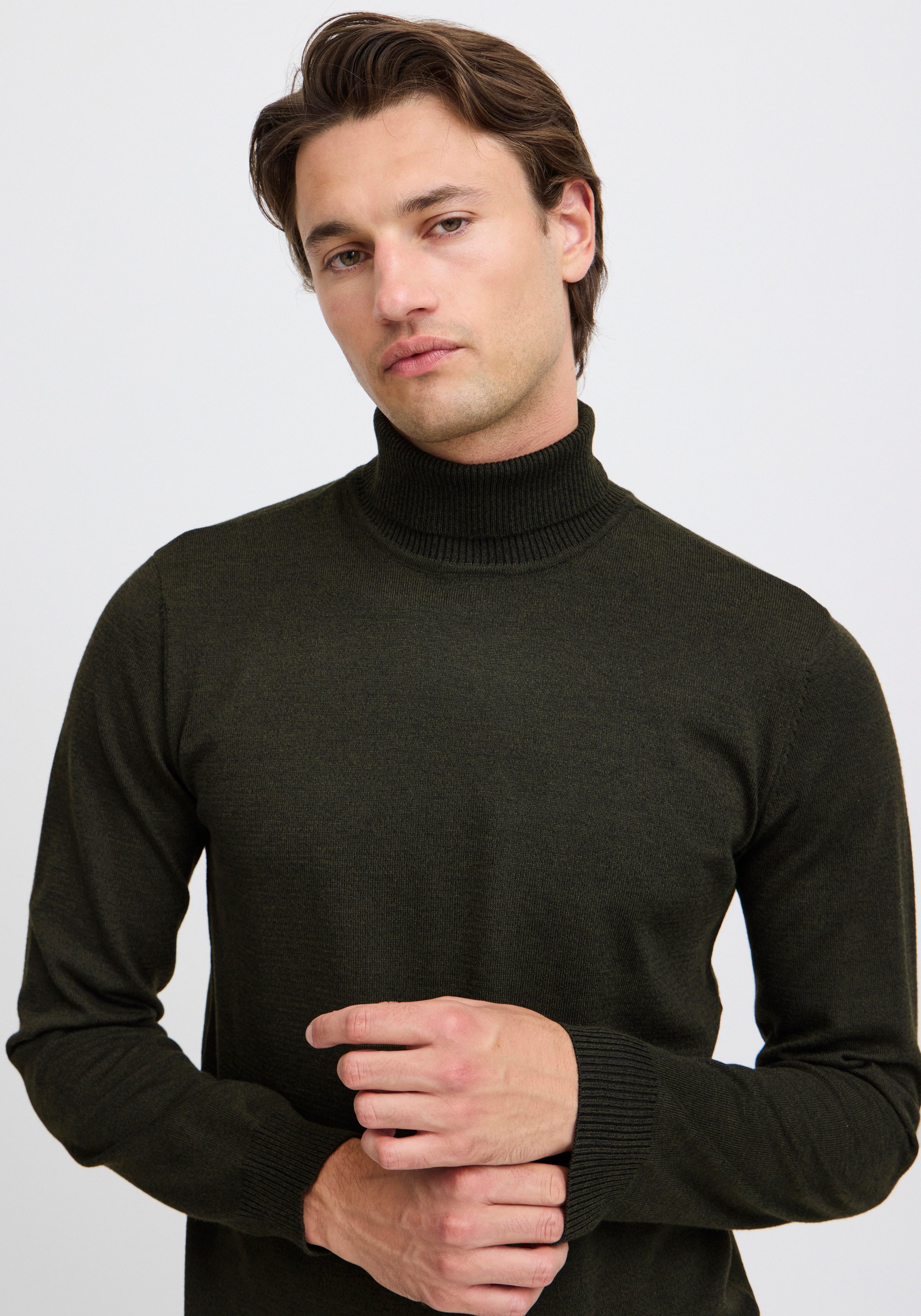 Blend Rollkragenpullover BHBRUTON roll neck knit Regular Fit, aus Polyester, mit Rollkragen, normaler Schnitt