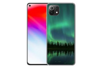 MuchoWow Handyhülle Nordlicht - Bäume - Wasser - Alaska, Phone Case, Handyhülle Xiaomi Mi 11 Lite, Silikon, Schutzhülle