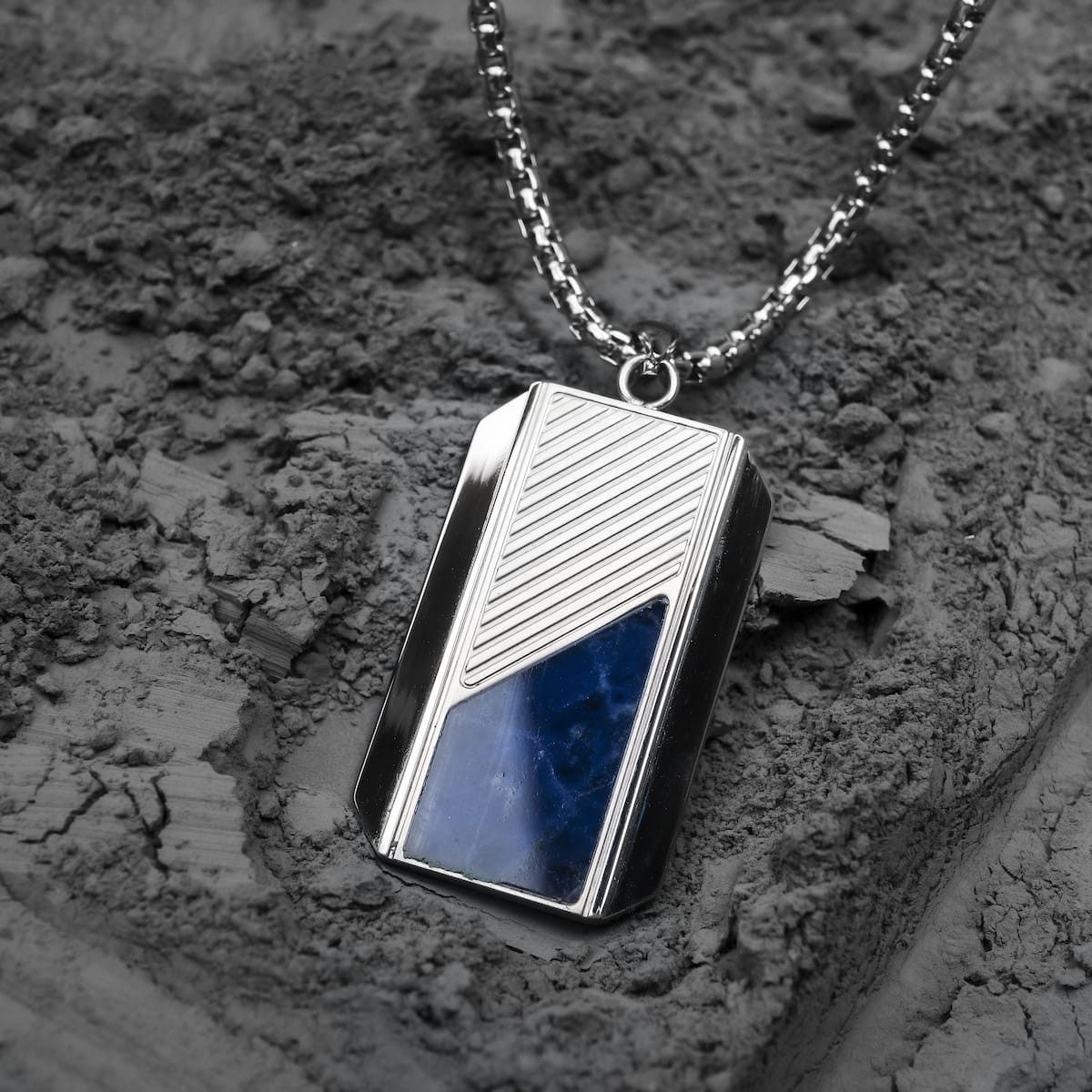Holzkern Kette mit Anhänger Herren-Edelstahl Ionic Sodalith/Silberfarben günstig online kaufen