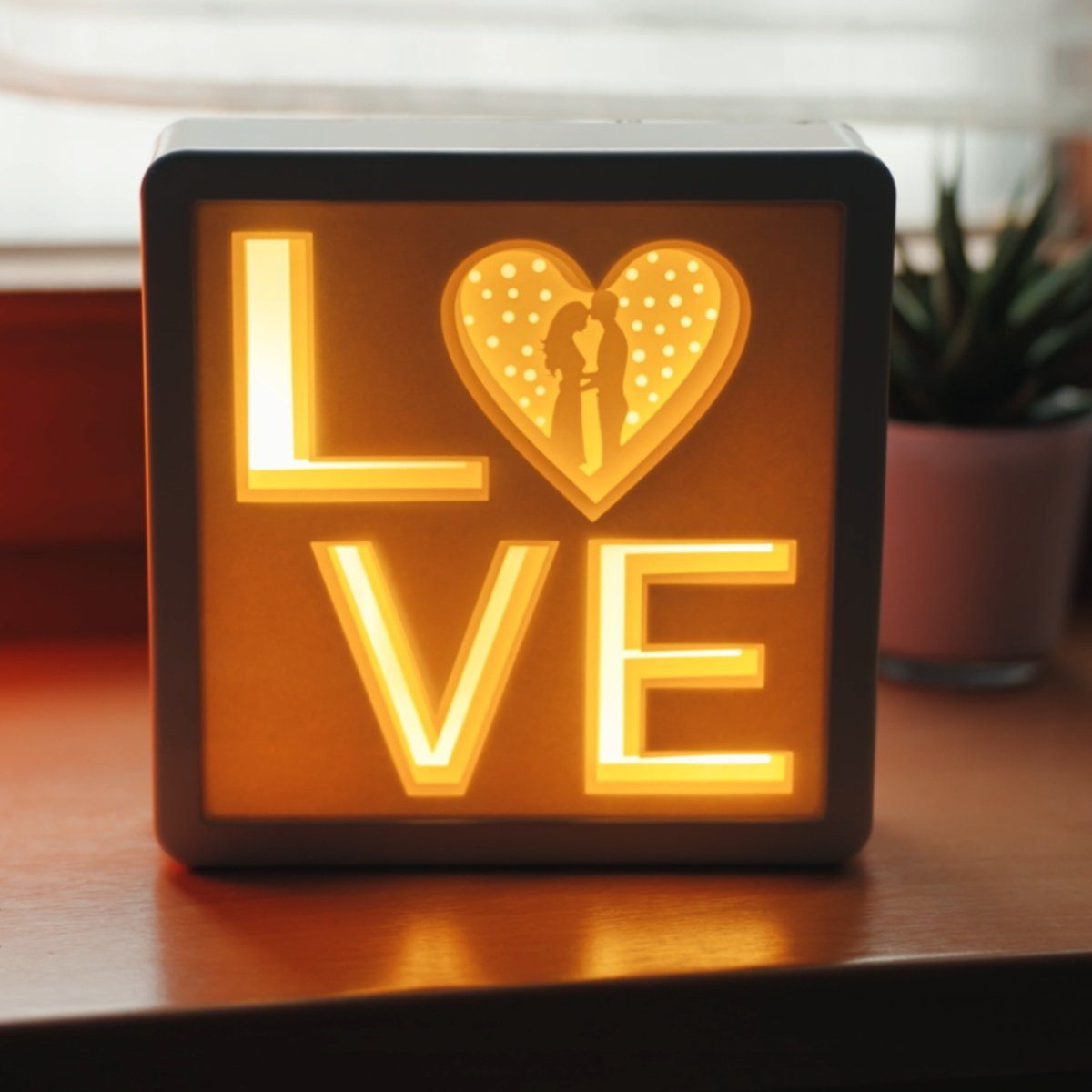 CiM LED Lichtbox 3D Papercut SQUARE - Love, LED fest integriert, Warmweiß, 16x5x16cm, Shadowbox, Wohnaccessoire, Nachtlicht, kabellose Dekoration