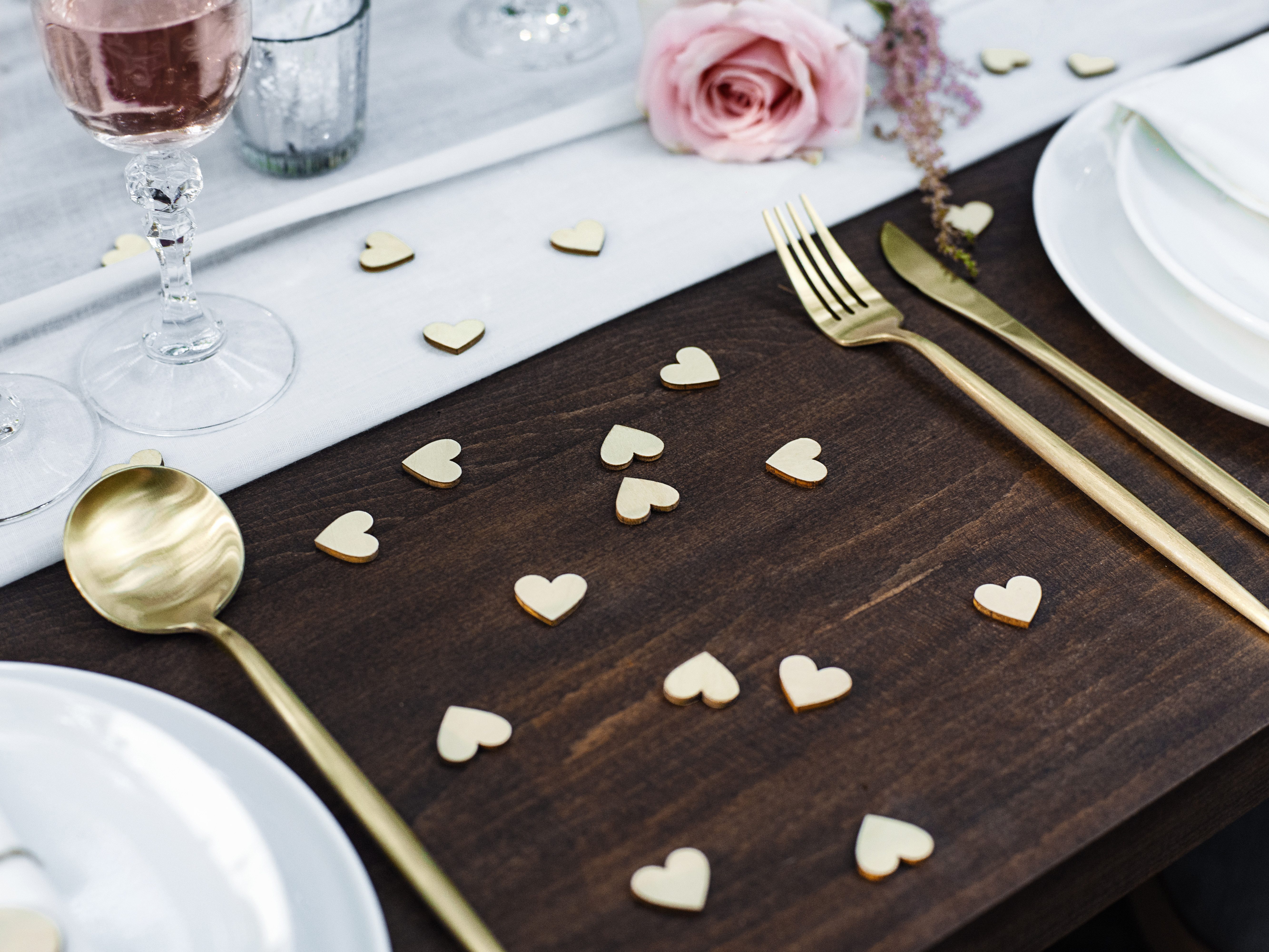 partydeco Konfetti Konfetti Herz aus Holz 2 x 2 cm