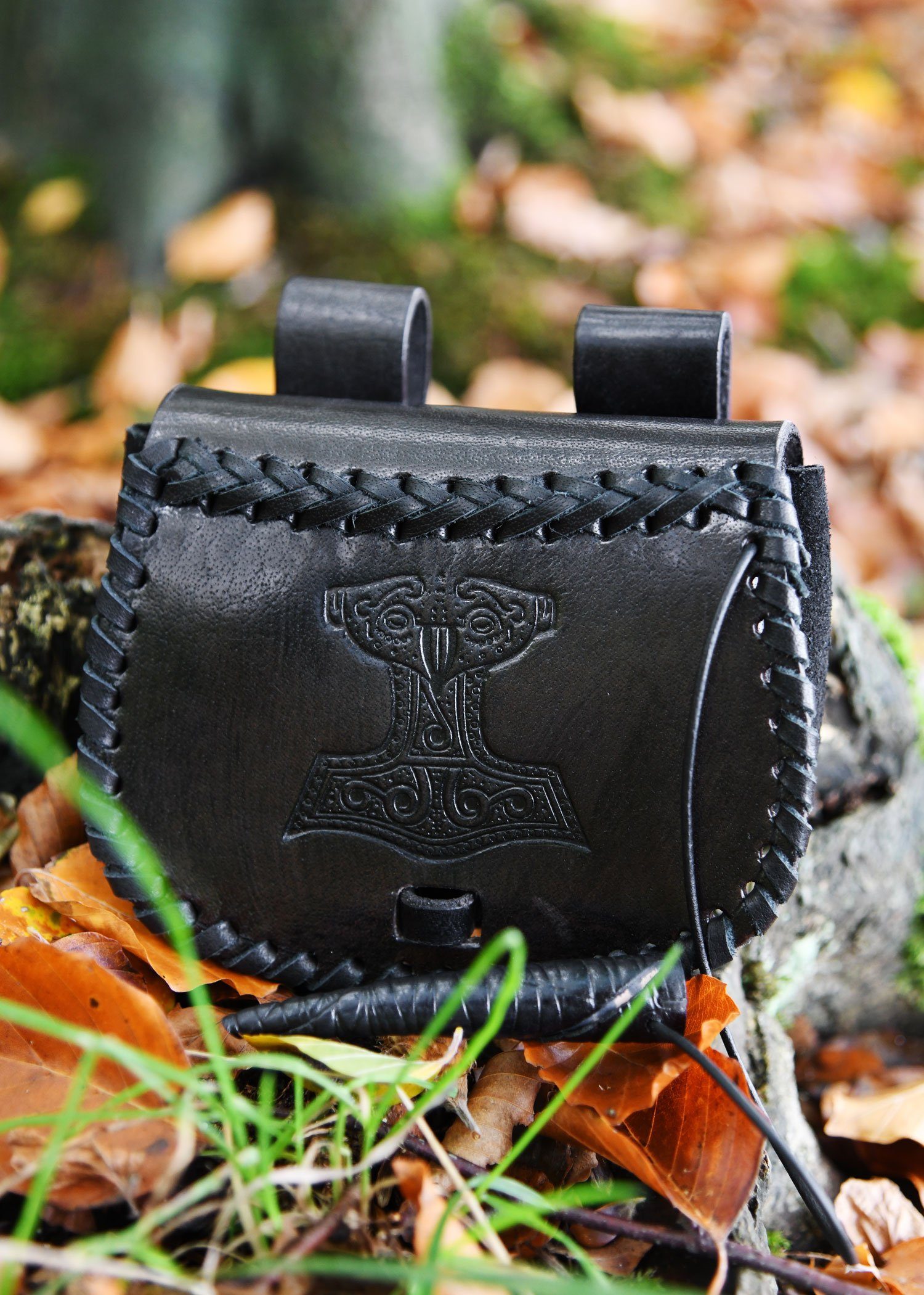 Battle Merchant Ritter-Kostüm Kleine Gürteltasche schwarz, aus Leder mit Thorshammer-Prägung