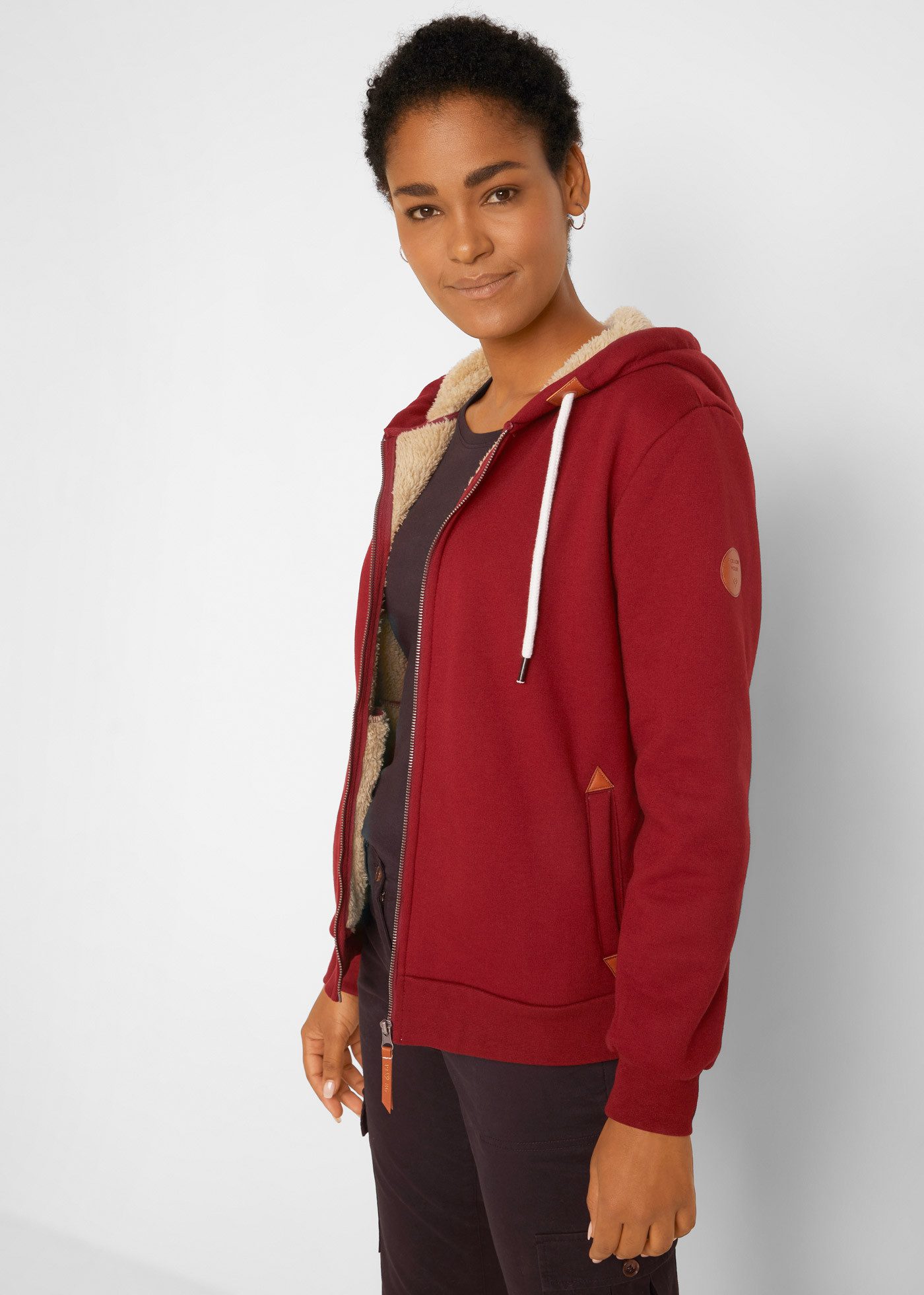 bonprix Kapuzensweatjacke mit kontrastfarbenem Teddyfutter und Eingrifftasc günstig online kaufen