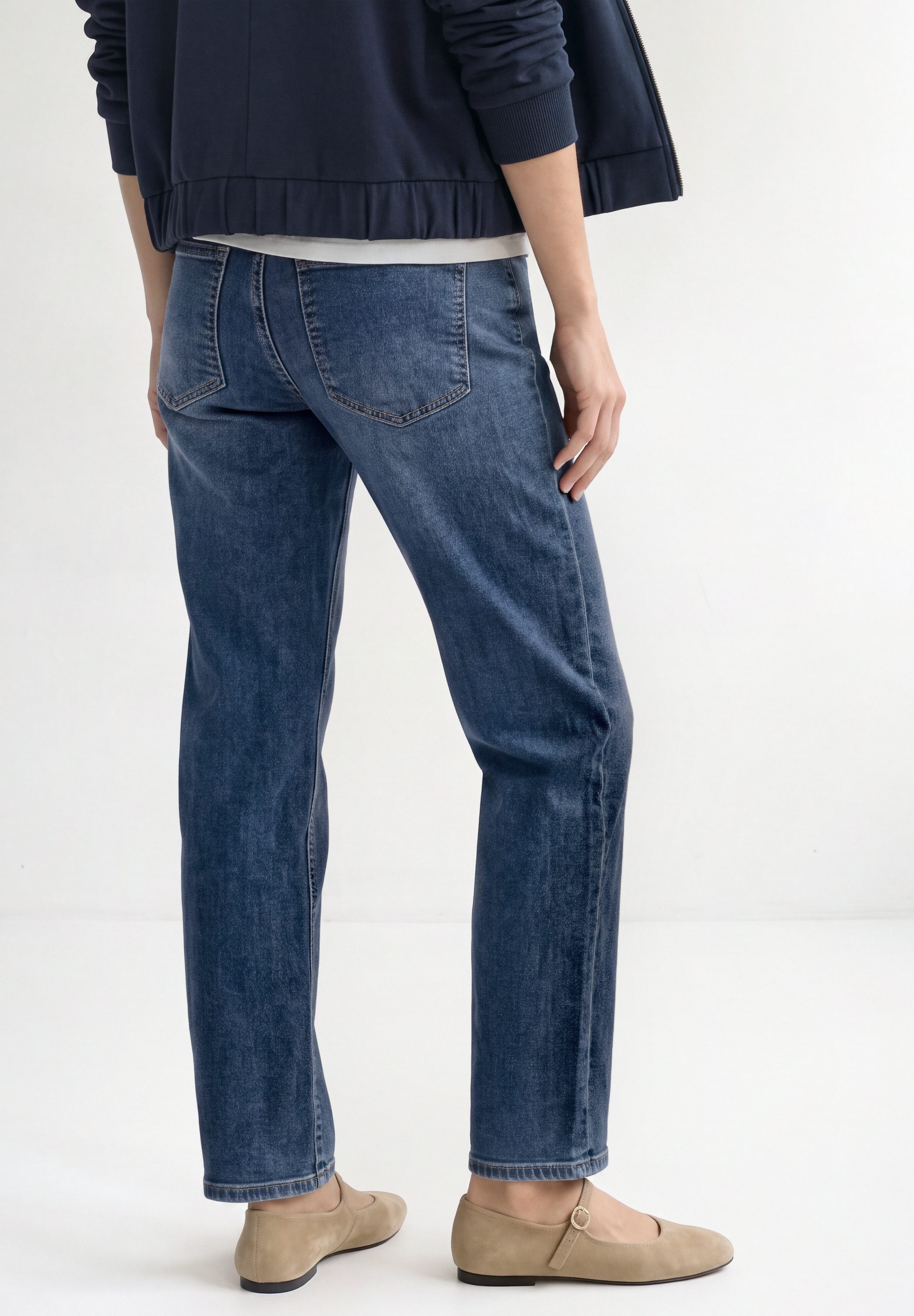STREET ONE Comfort-fit-Jeans mit Gürtel