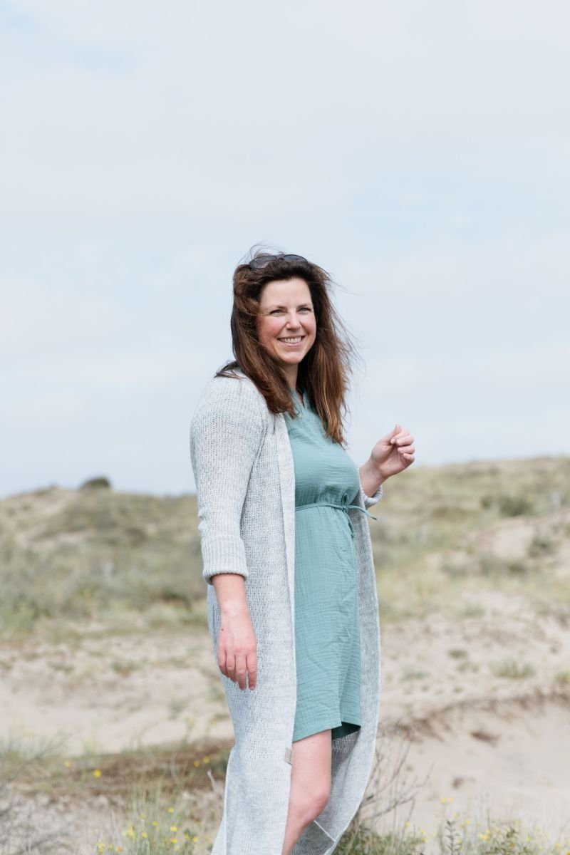 Knit Factory Strickkleid Knit Factory Indy Kleid L Glatt Lila Kleid Strickkleid Sommer Kleid