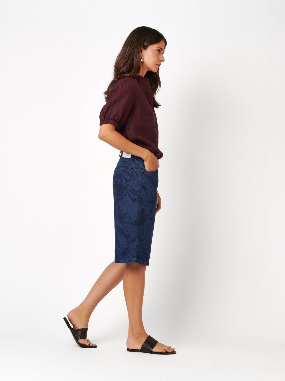 TONI Jeansbermudas Liv Bermuda mit floralem Print