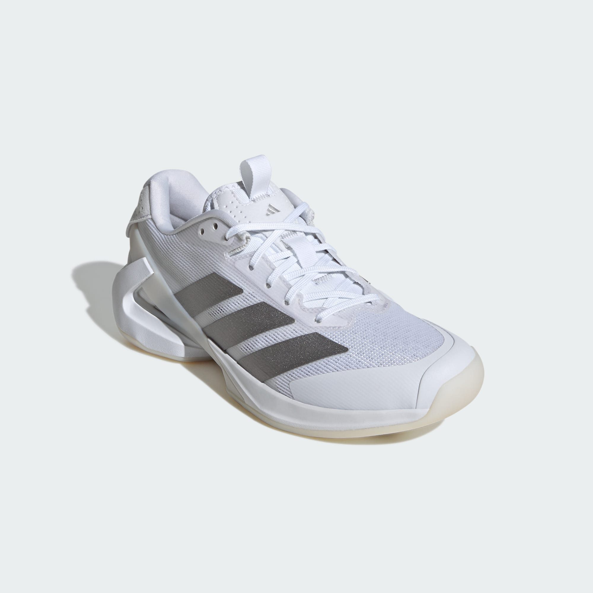 Cloud White / Silver Metallic / Cloud White