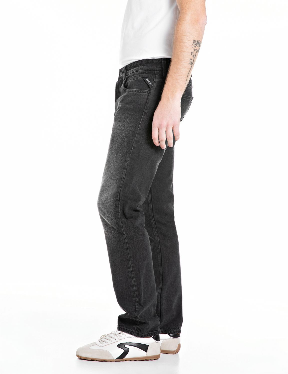 Replay Straight-Jeans GROVER in vielen verschiedenen Waschungen, mit Stretch