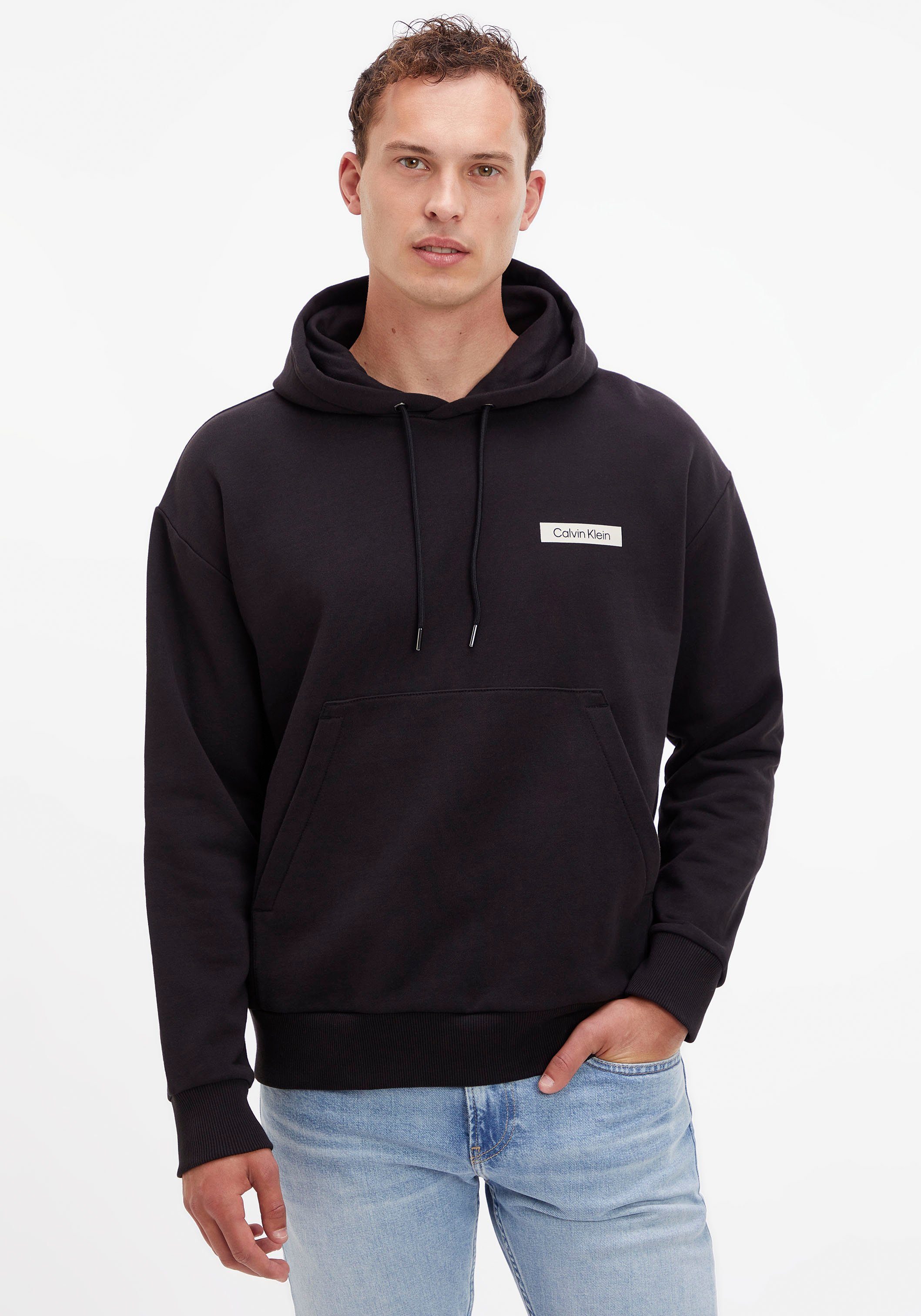 Calvin Klein Kapuzensweatshirt mit großem CK-Schriftzug auf dem Rücken schwarz | Sweatshirts