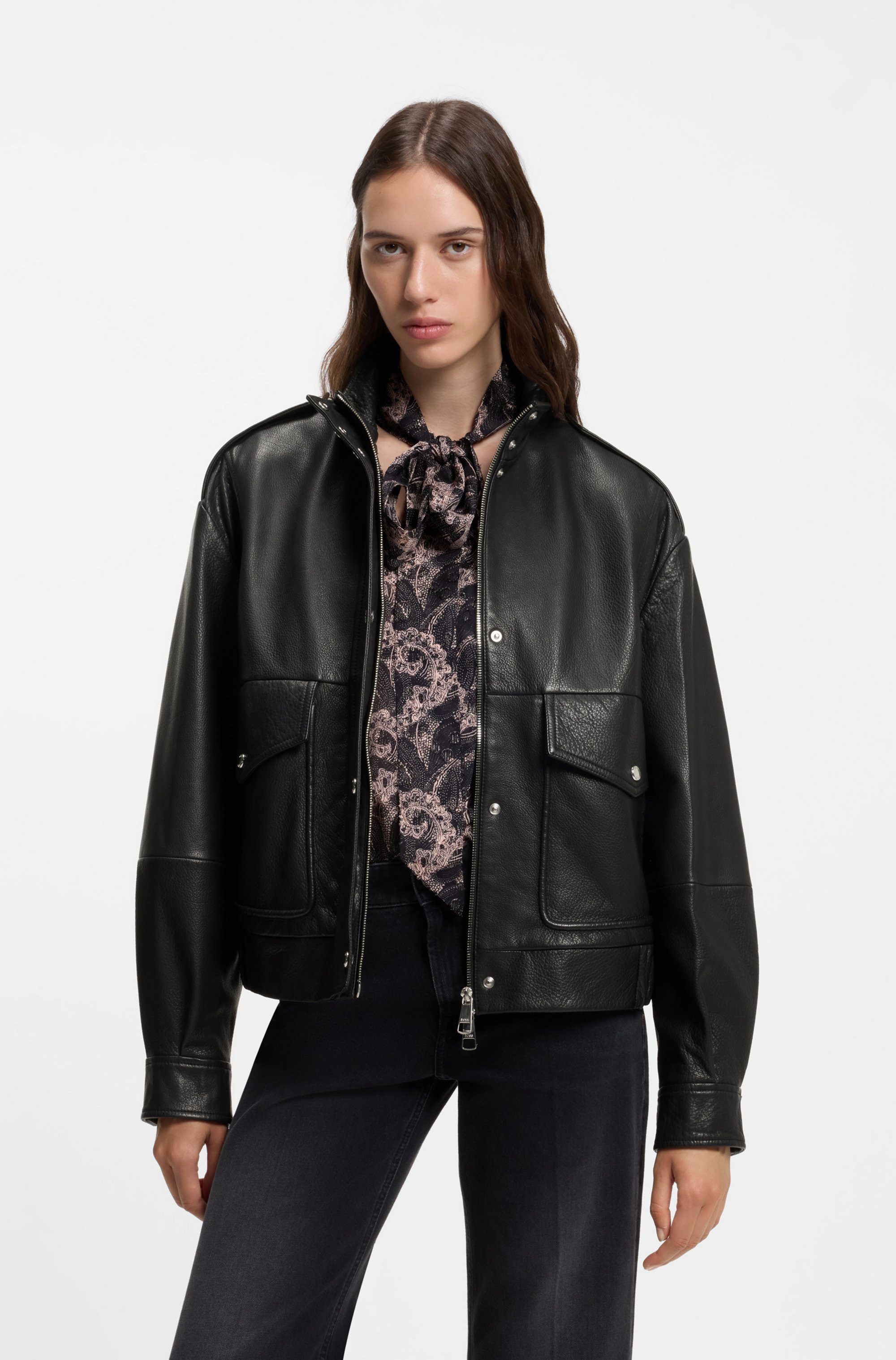 BOSS ORANGE Lederjacke Sabea Premium Damenmode mit Stehkragen, Relaxed Fit