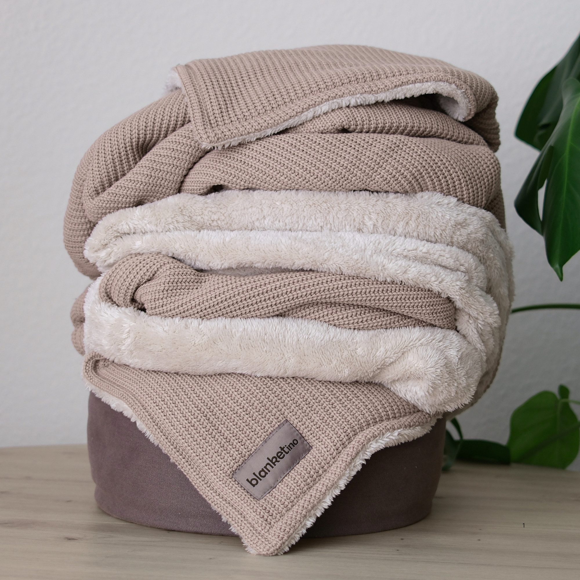 Wohndecke Premium Kuscheldecke mit Baumwollstrick, blanketino, extra voluminös