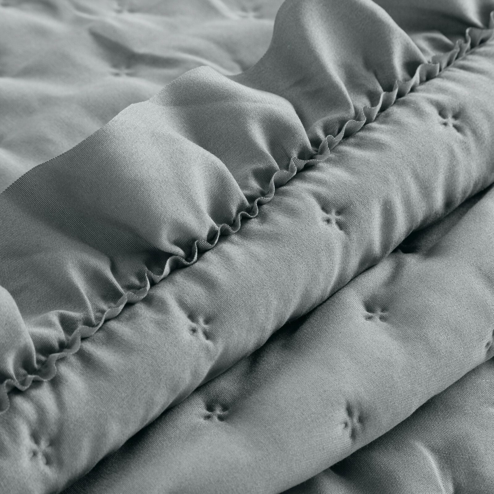 Eurofirany Tagesdecke VANESA & LIBI, Stepppdecke mit Rüschen Bettüberwurf gesteppte Decke