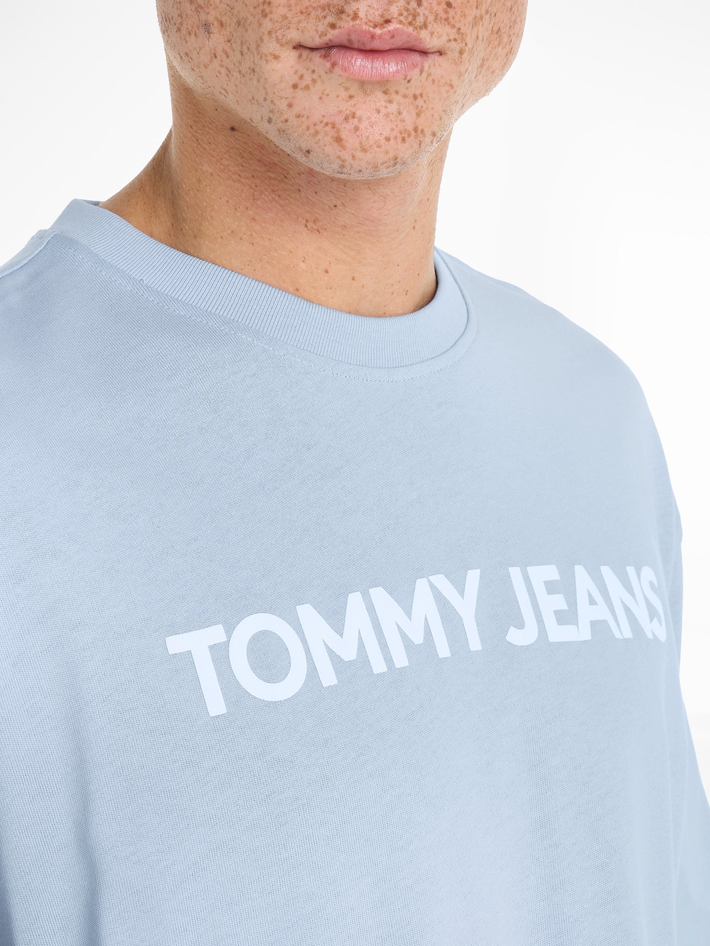 CLASSICS Jeans Blue BOLD Breezy TEE EXT Tommy T-Shirt mit Rundhalsausschnitt OVZ TJM
