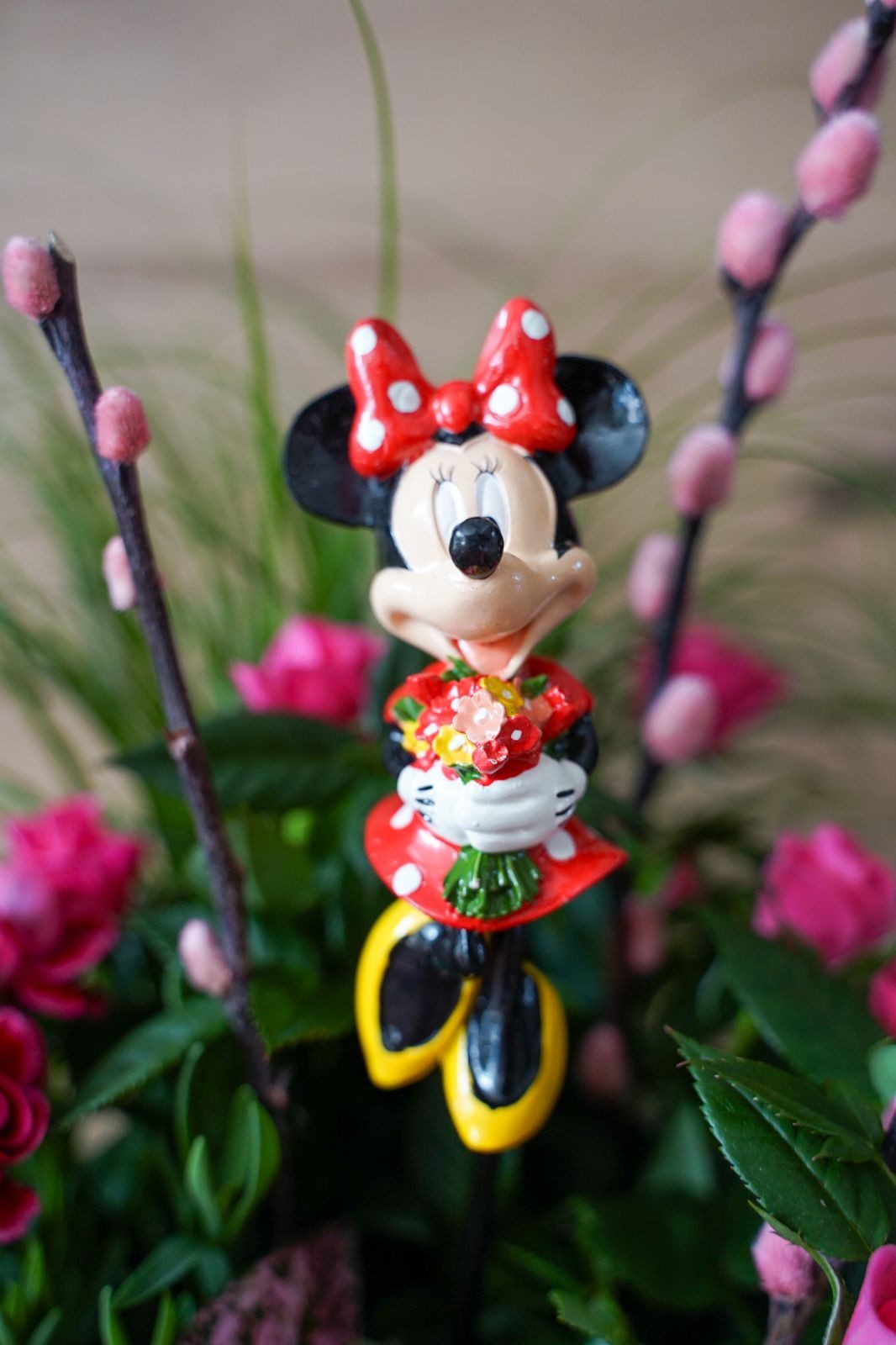 Disney Gartenstecker Minnie Mouse In und Outdoor 37x8x5cm Gartendeko Blumenstecker