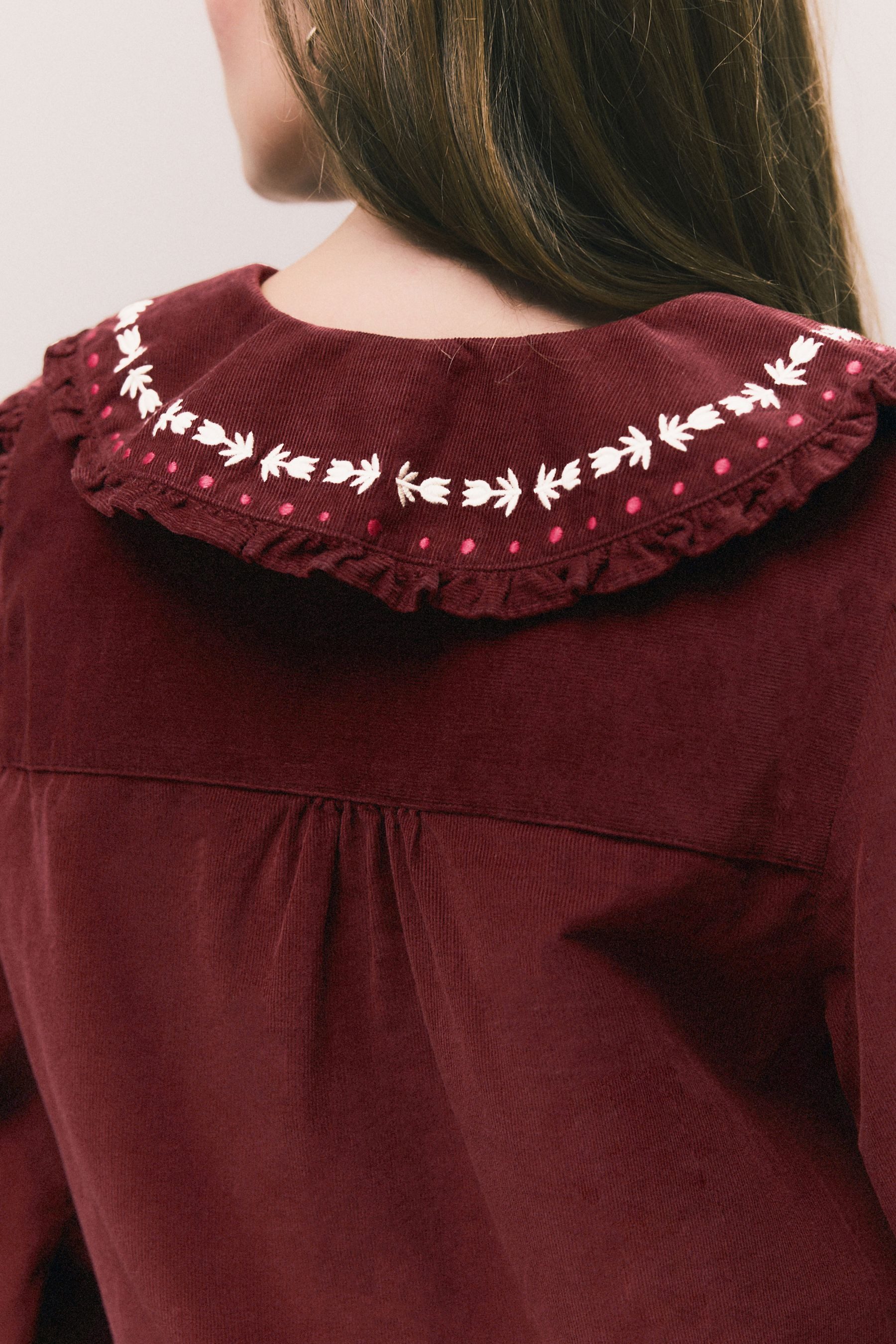 Next Blusenshirt Cord-Bluse mit Stickerei und Bubikragen (1-tlg) günstig online kaufen