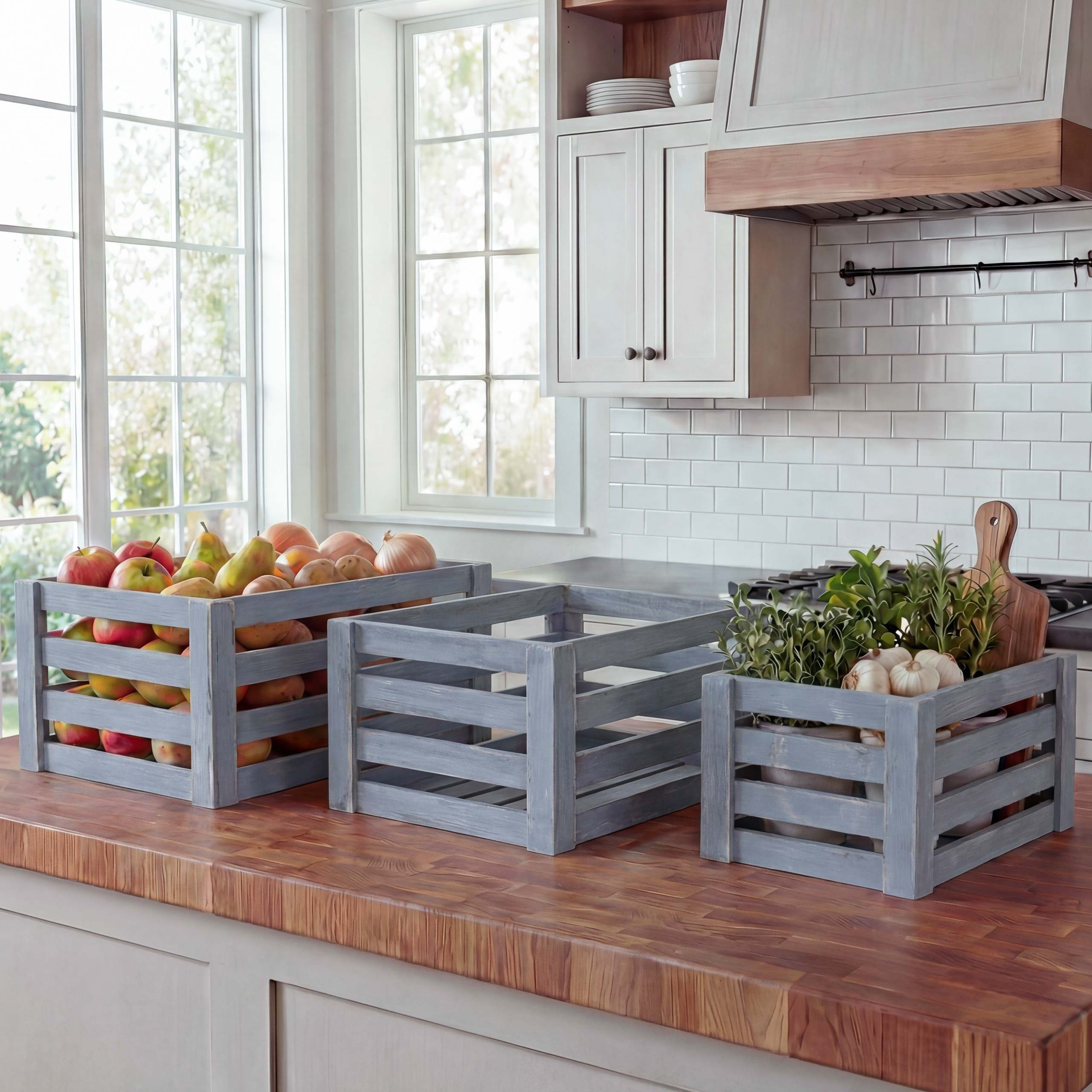 MCW Holzkiste MCW-C56 (Set, 3 St., 3er-Set), Drei verschiedene Größen, Ineinander stapelbar Dekorativ und praktisch