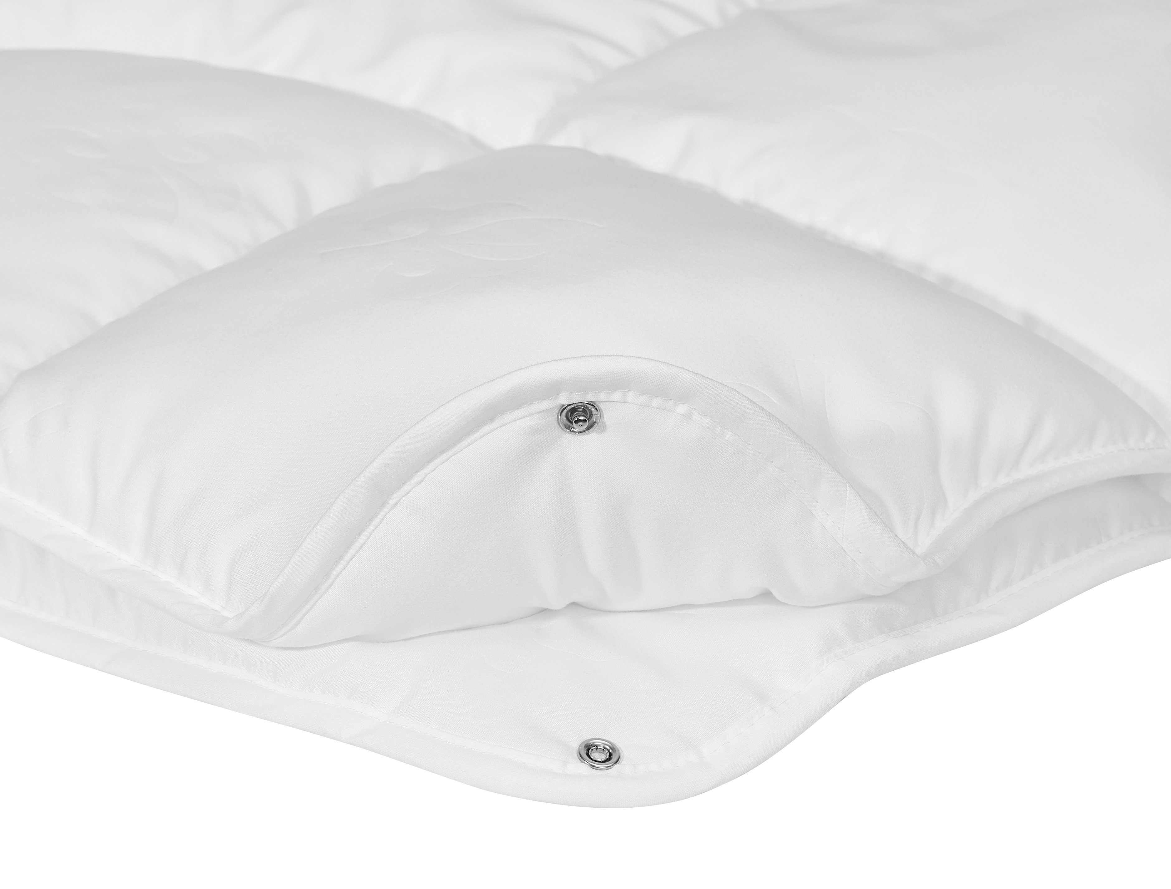 Irisette Sale Baumwollbettdecke Steppbett Irisette Lara, Füllung: Markenhohlfaser irisette® Fill® - 100% Polyester, Bezug: weich und hautsympathisch, waschbar bis 95°C, erhältlich in 4 Wärmeklassen, allergikergeeignet