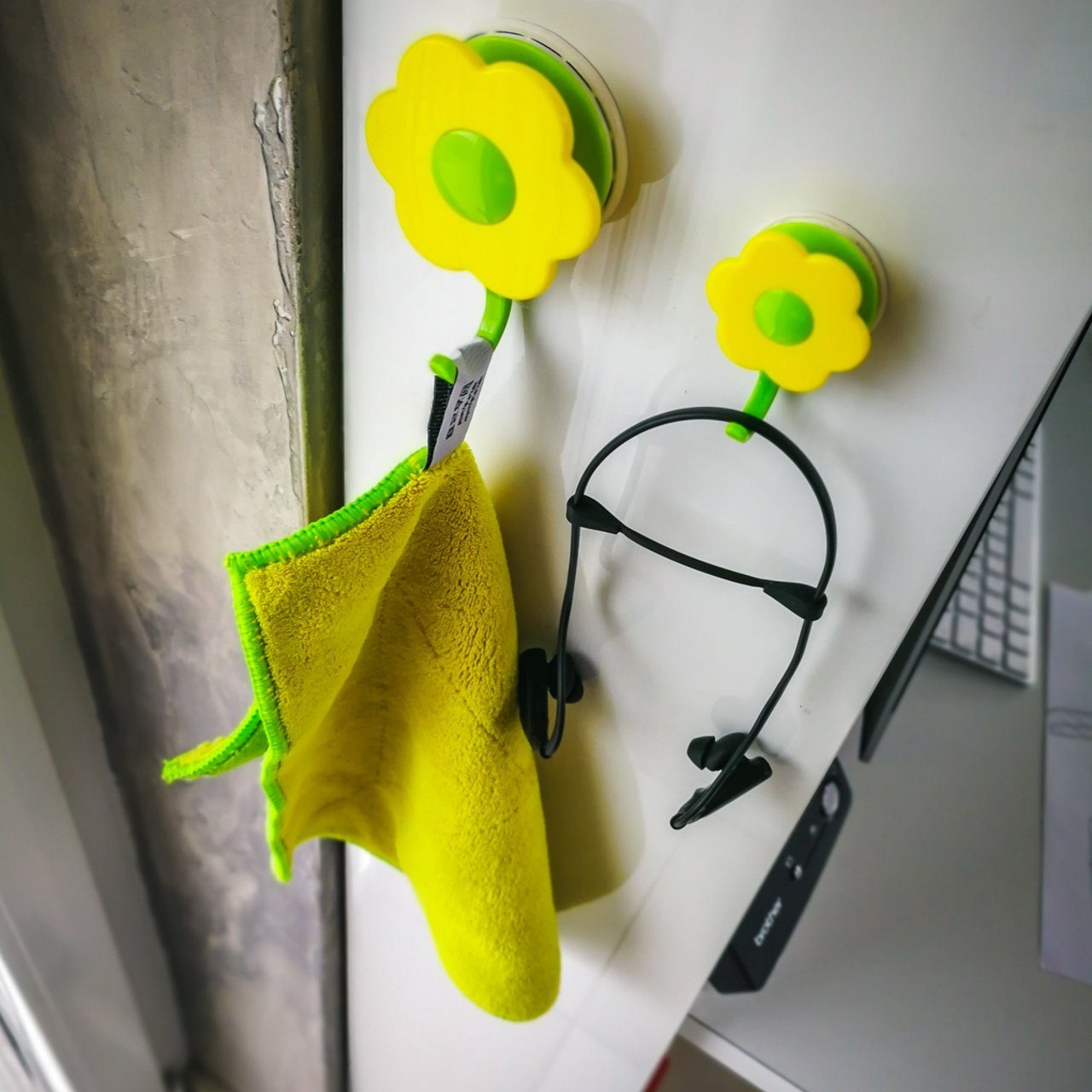 Kochblume Dekohaken Blumenhaken S, mit Saugnapf – Bild 2 von 5