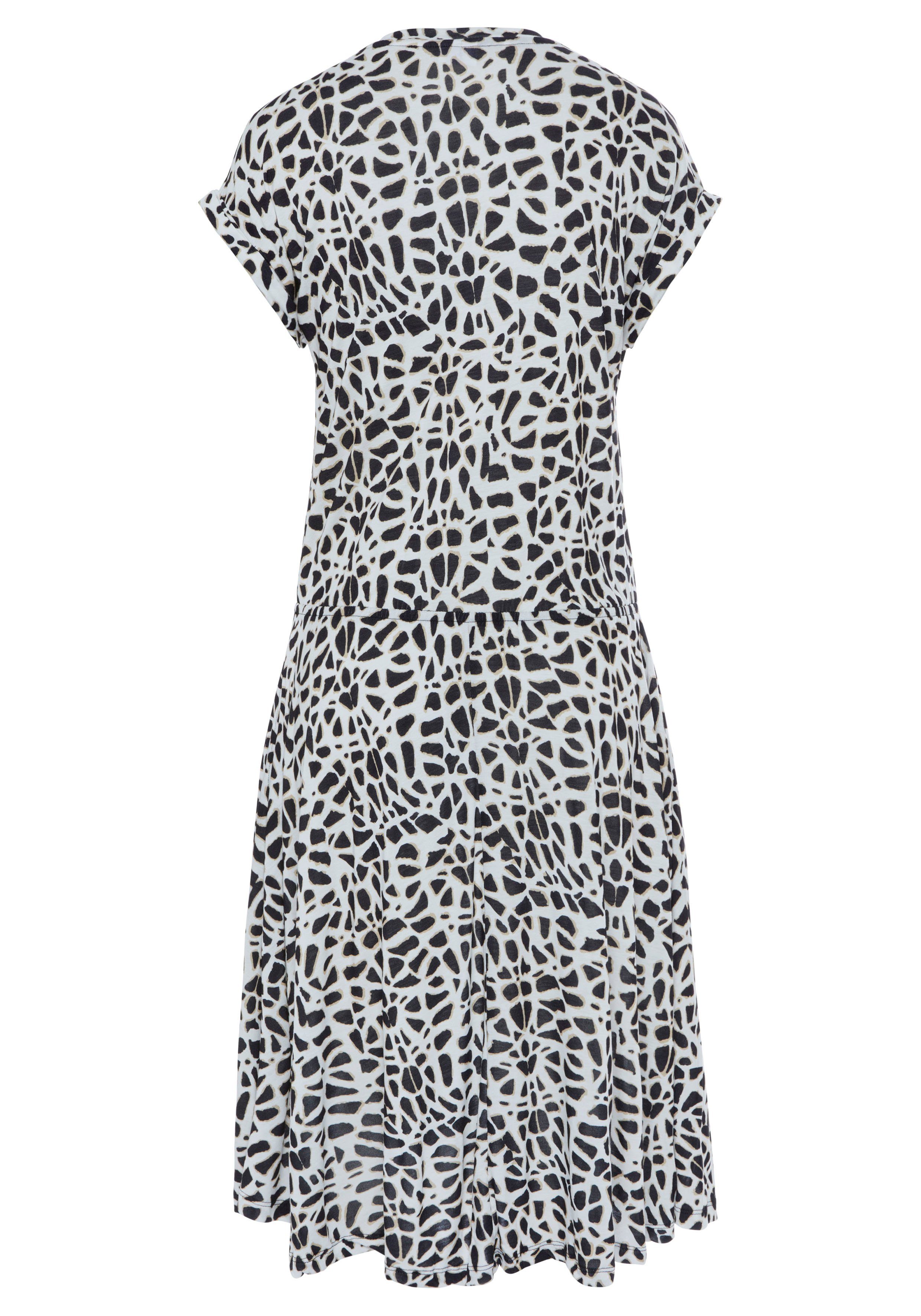 LASCANA Jerseykleid mit Animalprint kurzärmliges Sommerkleid, T-Shirtkleid, Strandkleid, casual-chic – Bild 4 von 5