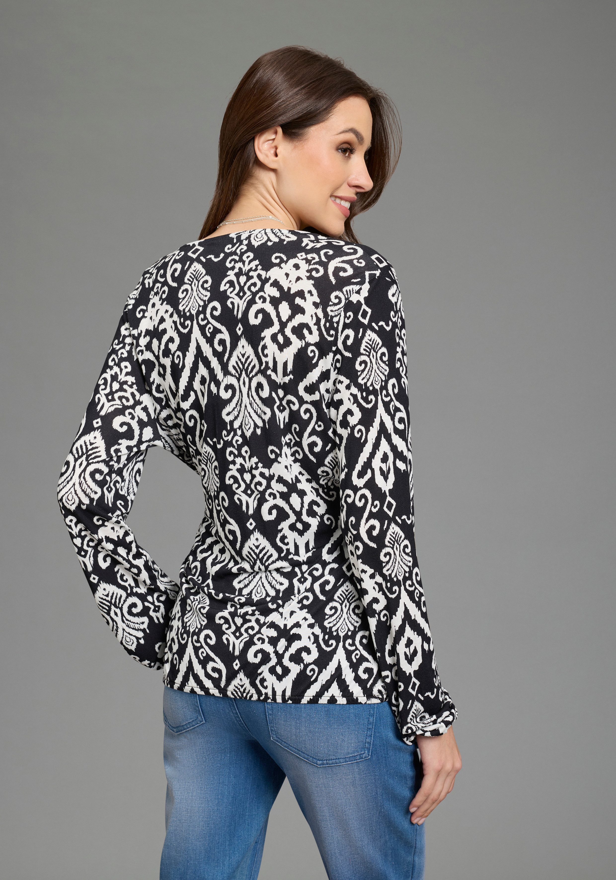 Neun Monate Umstandsshirt Stillshirt mit praktischem Ausschnitt Umstands-Shirt für Schwangerschaft und Stillzeit