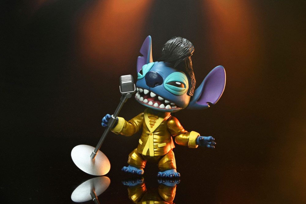 NECA Actionfigur Lilo & Stitch Actionfigur Ultimate Gold Suit Elvis Stitch 18 cm