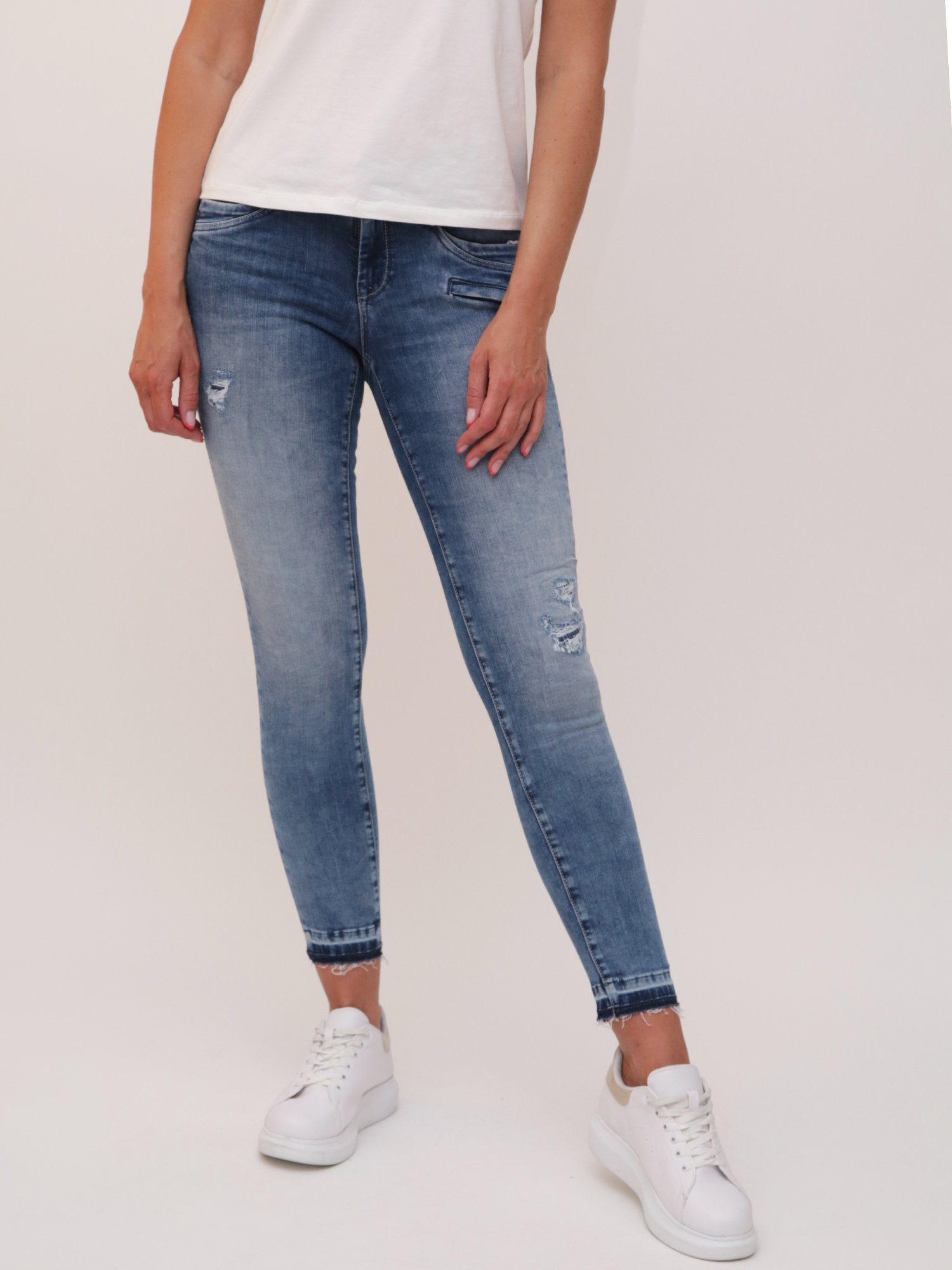 Ametist Skinny-fit-Jeans Suzy Blue Denim of Miracle
