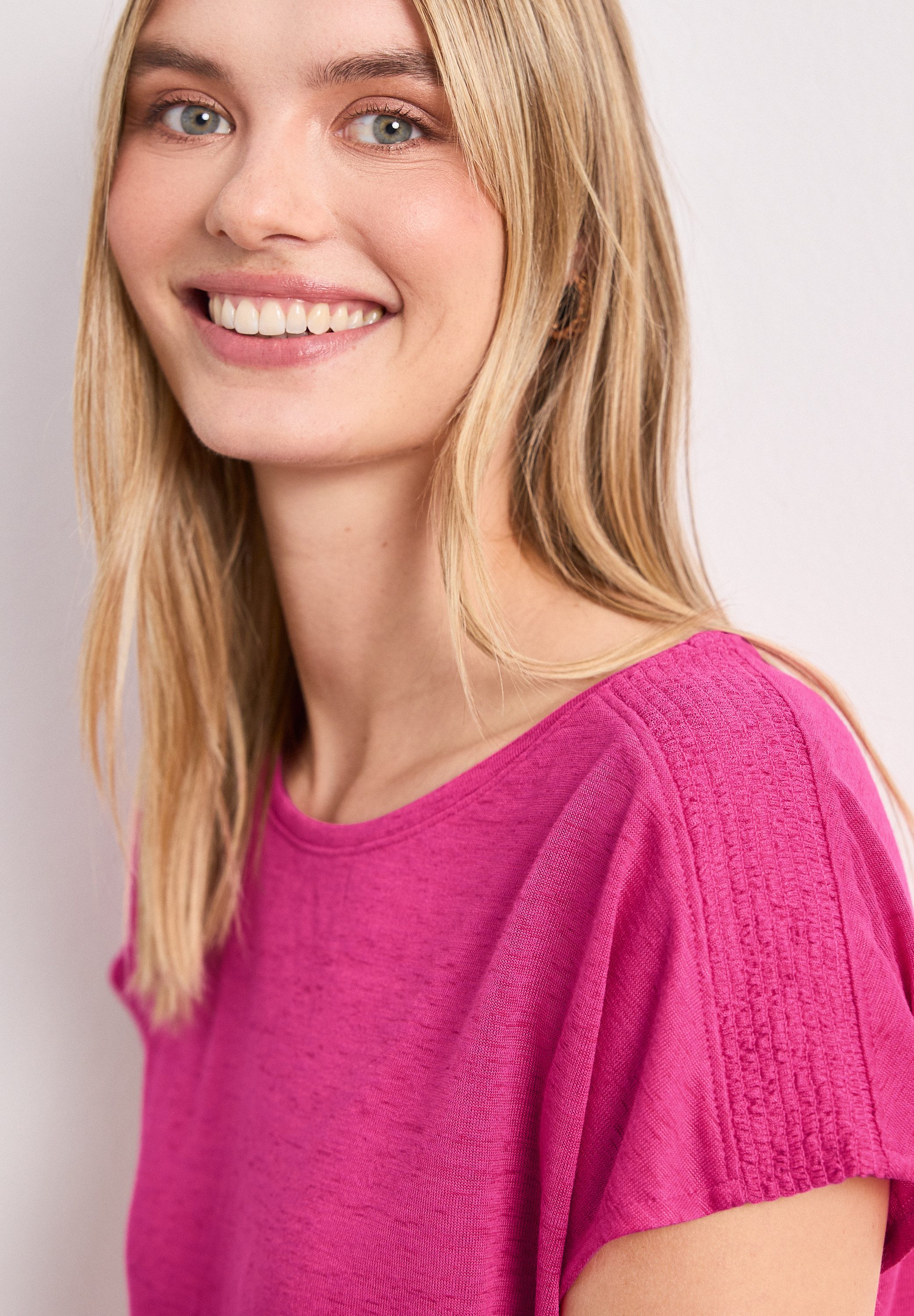 STREET ONE Shirttop Sommershirt mit Boat Neck und Smok-Detail