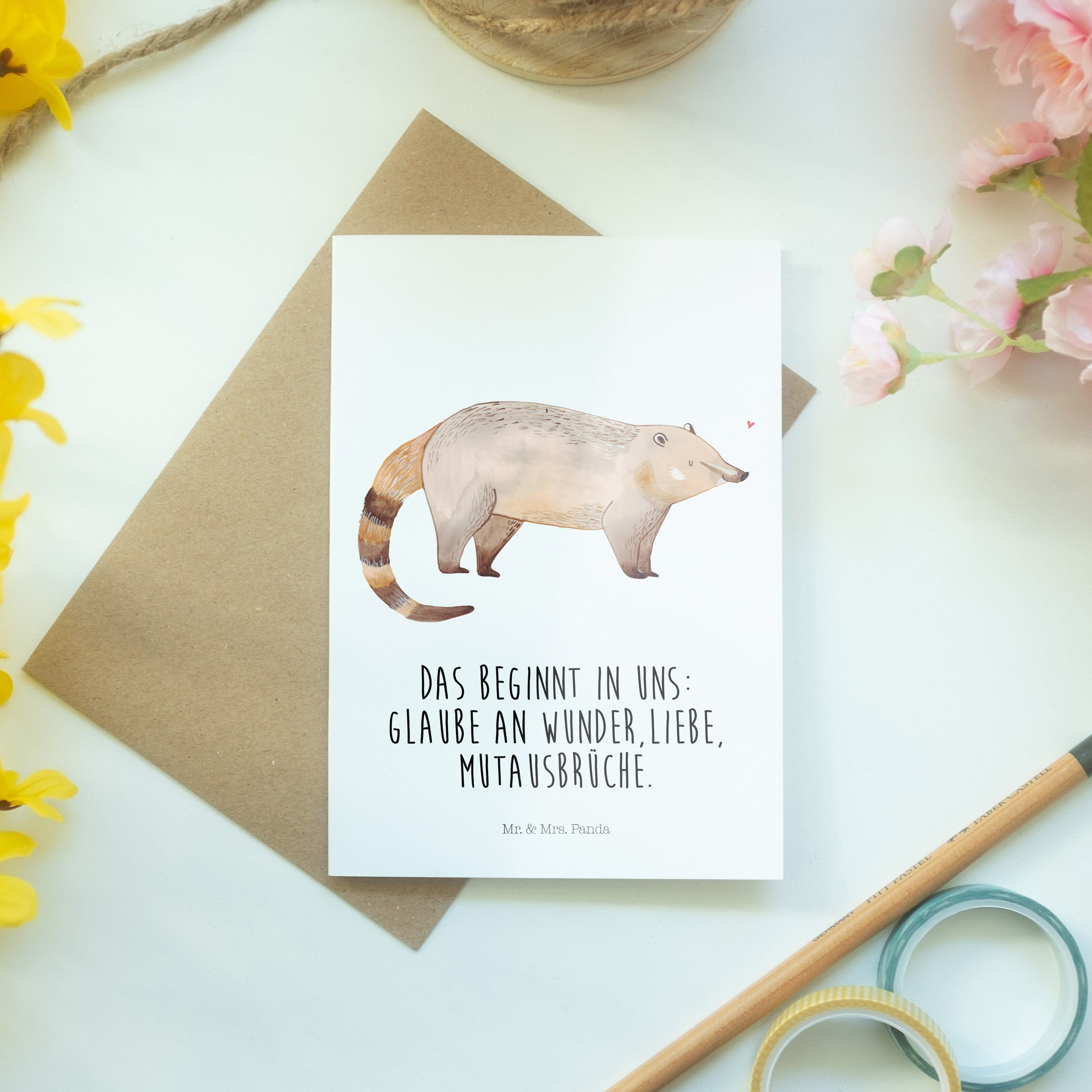 Grußkarte Tiermotive Mrs. Panda Mr. Geschenk, - Einladungskarte, - Rüsselbär, Nasenbaer Weiß &