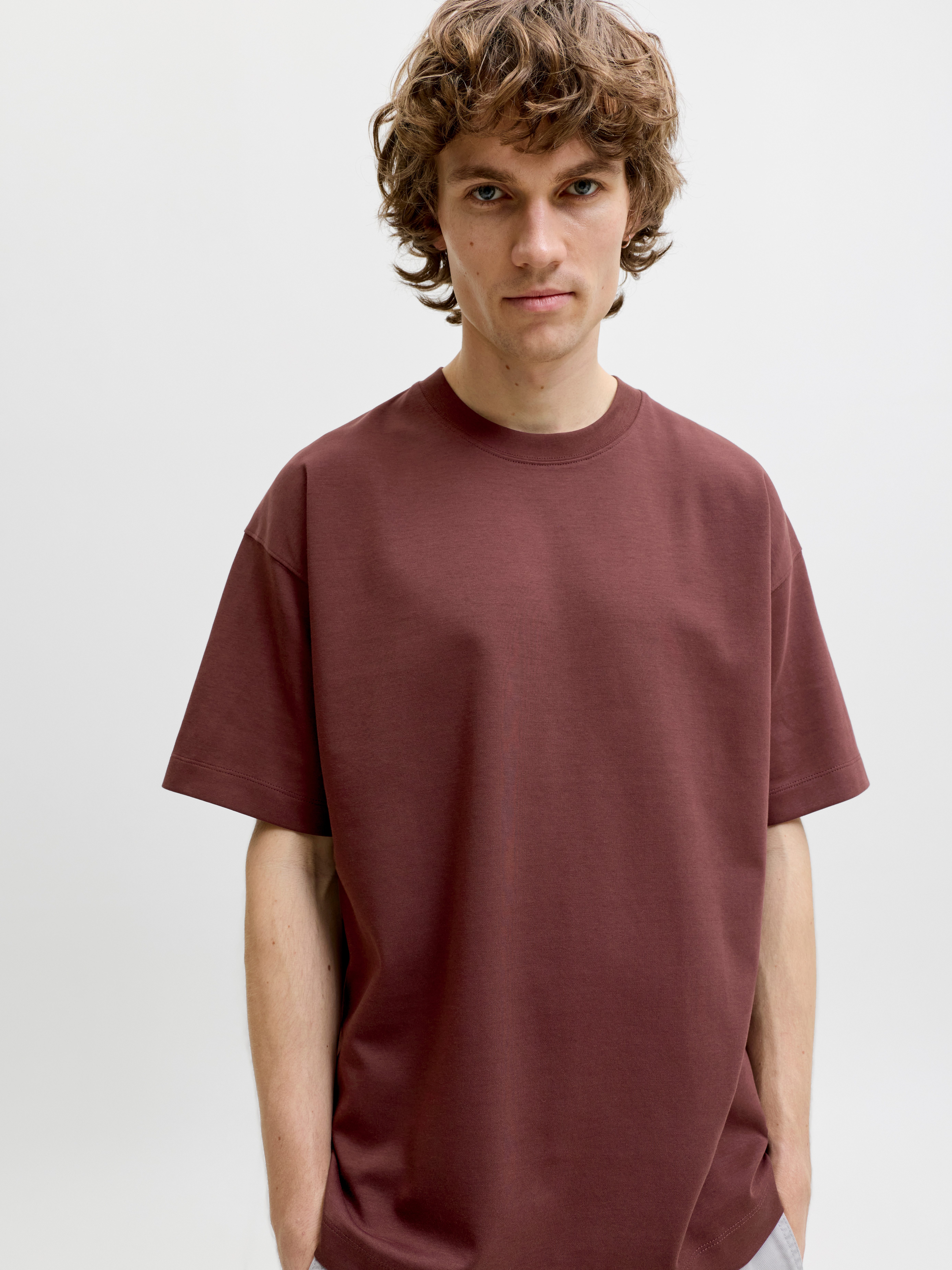 Jack & Jones T-Shirt JJEBARRON TEE SS O-NECK NOOS Baumwollmischung, loose fit – Bild 2 von 5