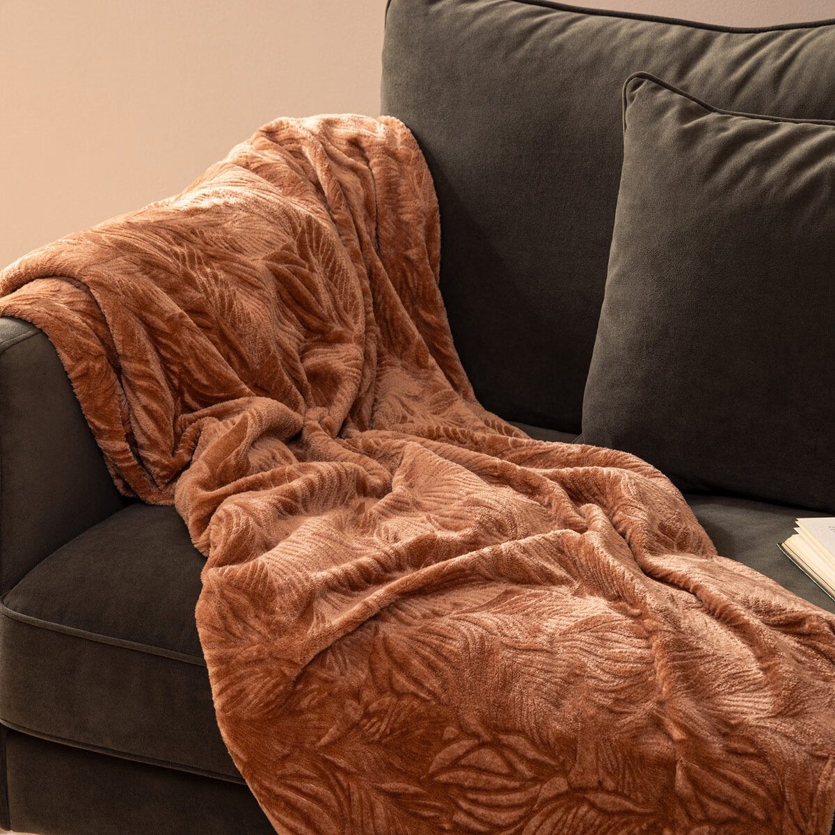Wohndecke Kuscheldecke mit Blattmuster RYO, 180 x 230 cm, Atmosphera Créateur d'intérieur
