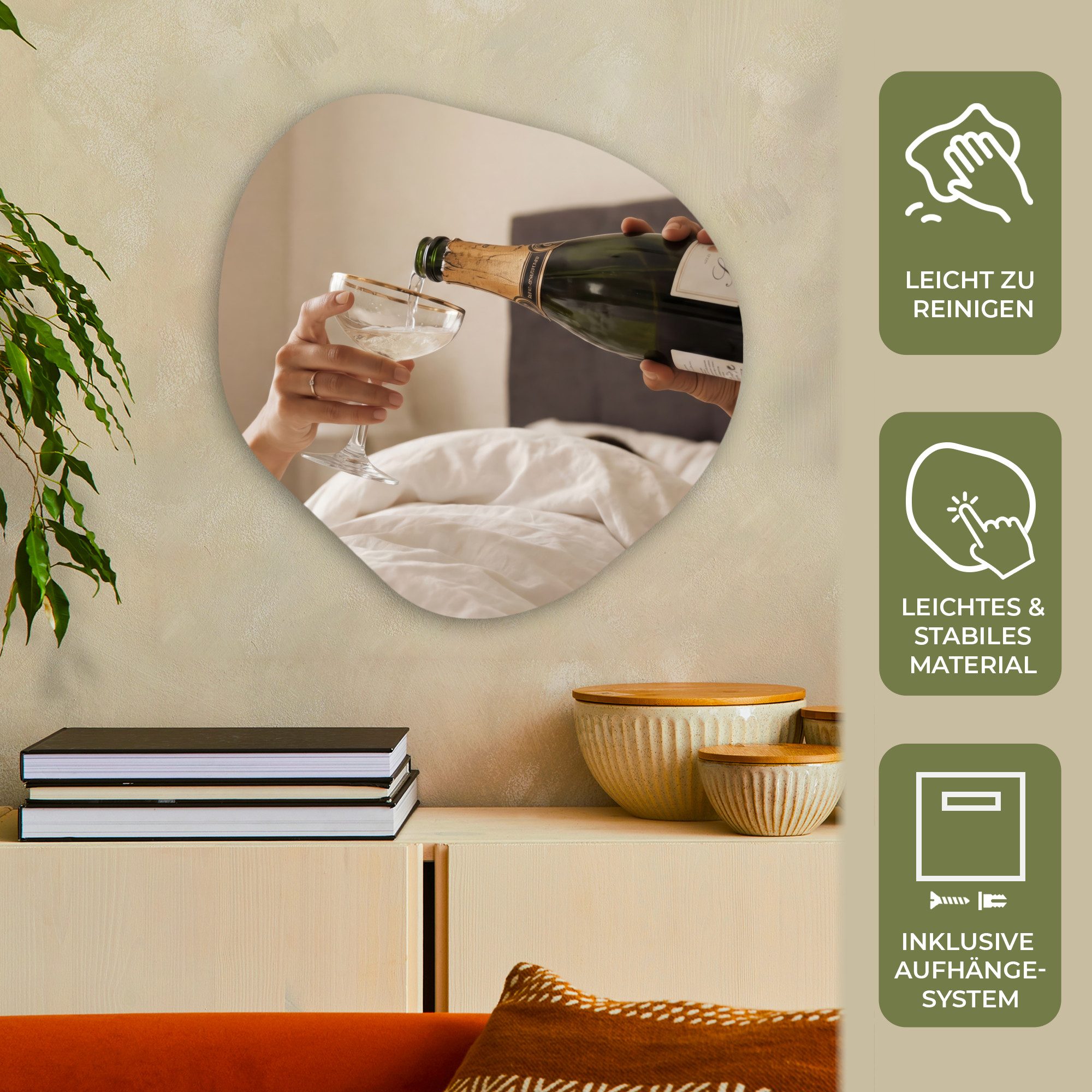 MuchoWow Gemälde Champagner - Bett - Seifenblasen, Fotodruck (1 St), Wandbild Naturform, Rundes Deko, Wandkreis, Wanddeko, 60x60 cm