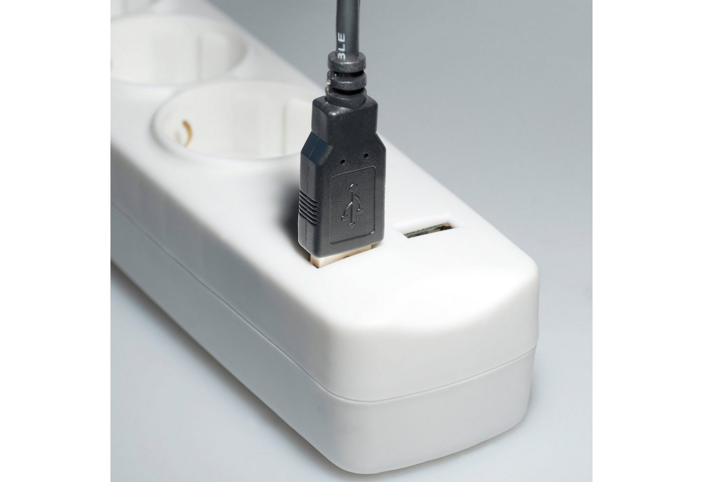 Thumbnail - Maxtrack Steckdosenleiste (Kabellänge 1.5 m), 3-fach Steckdosenleiste mit flachem Winkelstecker und 2x USB