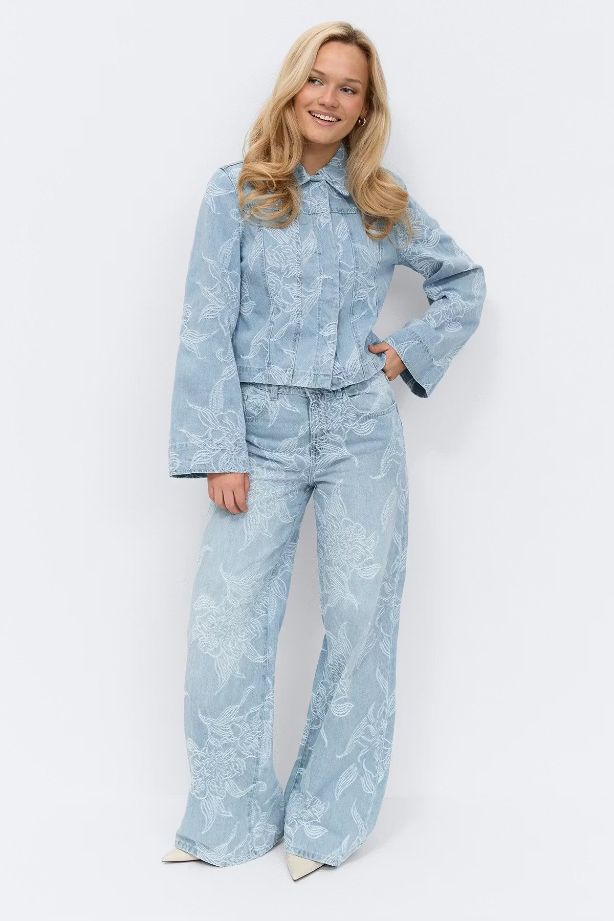 Gina Tricot Weite Jeans Embroidery jeans