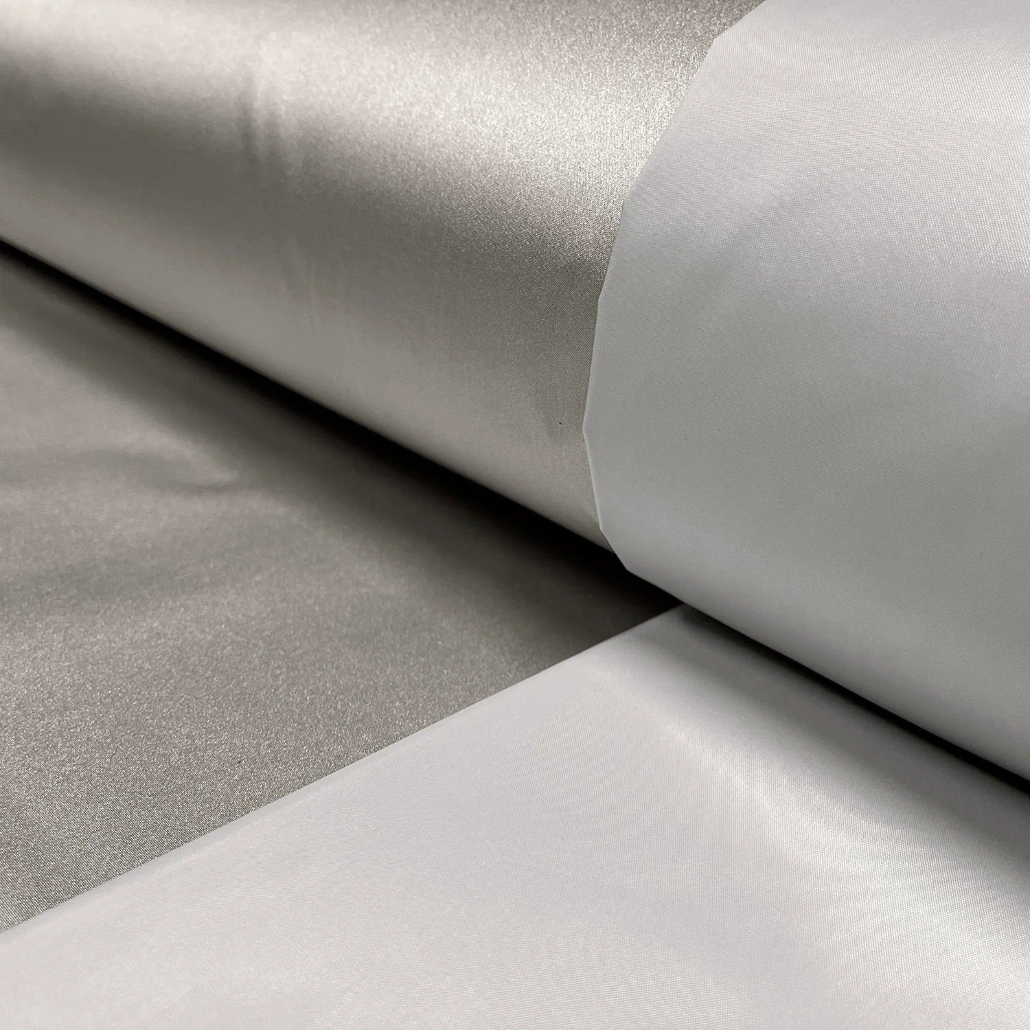 Stofferia Stoff Thermo Cool Vorhangstoff Futterstoff Aluminium-Silber 150 cm Hellgrau, Meterware