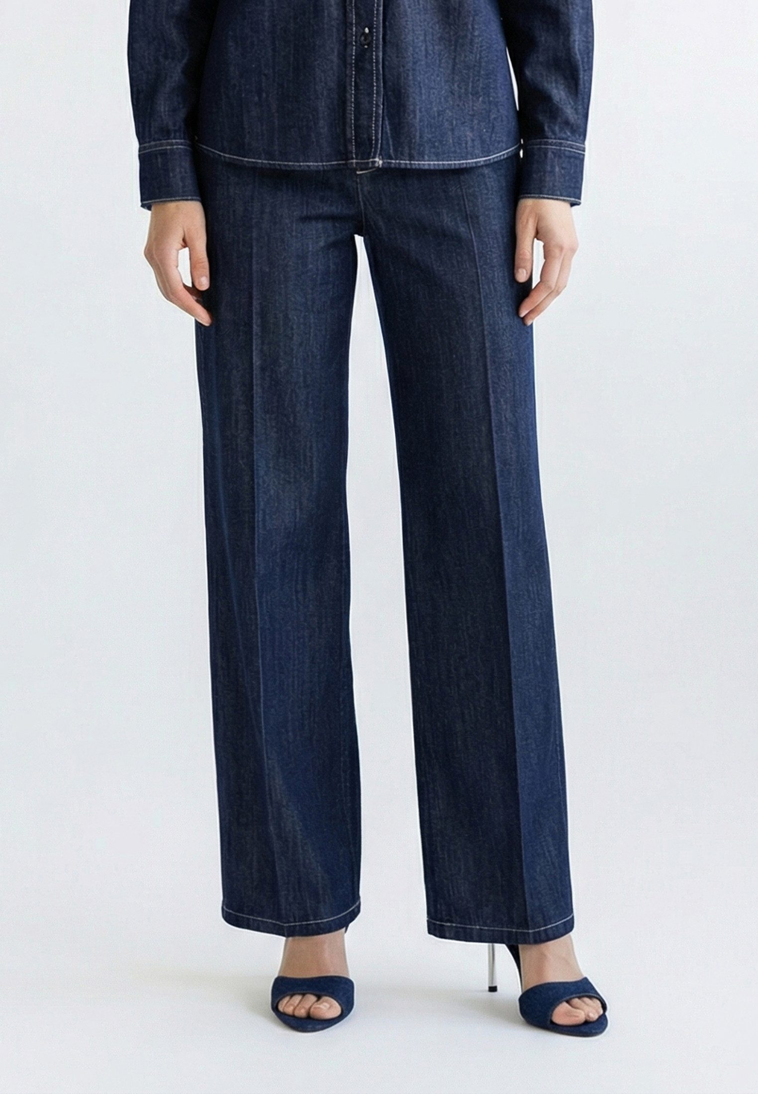 MARC AUREL Weite Jeans mit Rinse Wash