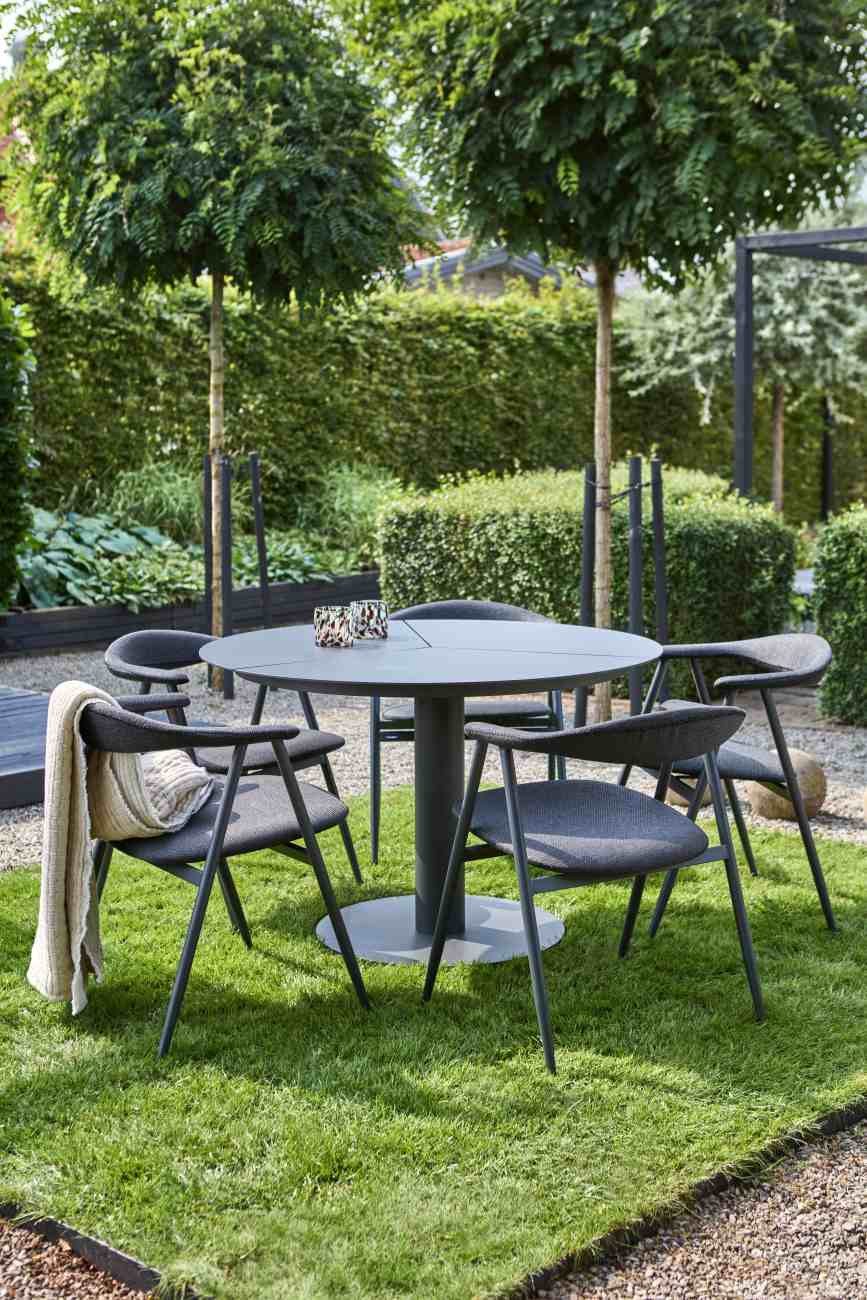 Brafab Gartenstuhl Boi mit Armlehne, Anthrazit / Schwarz