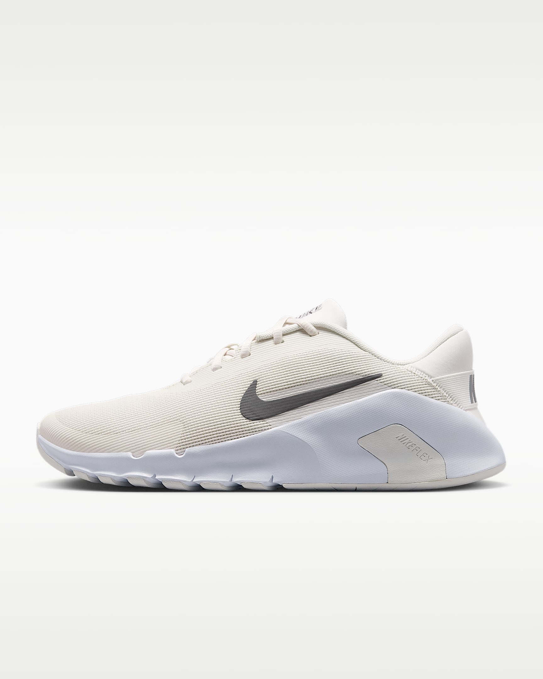 Nike Flex Train Trainingsschuh ideal für Gym und Fitnessstudio