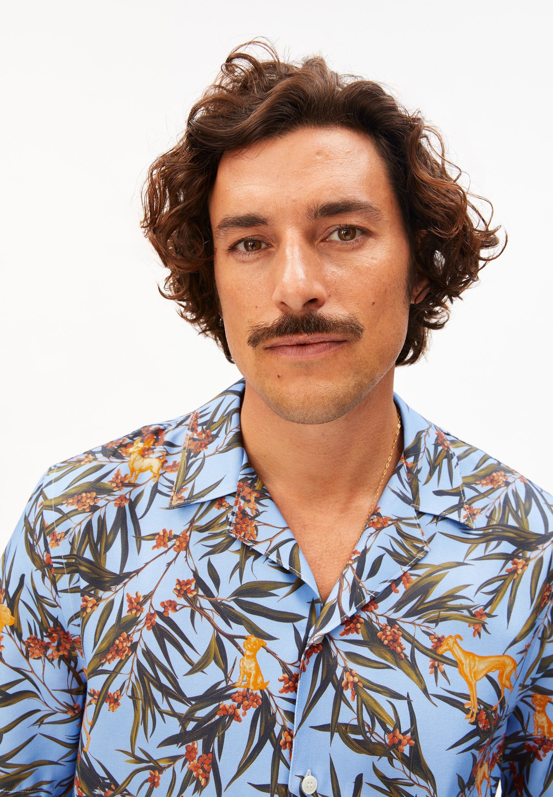 Armedangels Langarmhemd AOP DOG Hemd aus Baumwoll-Lyocell-Mix (1-tlg., Relaxed Fit) Relaxed Fit