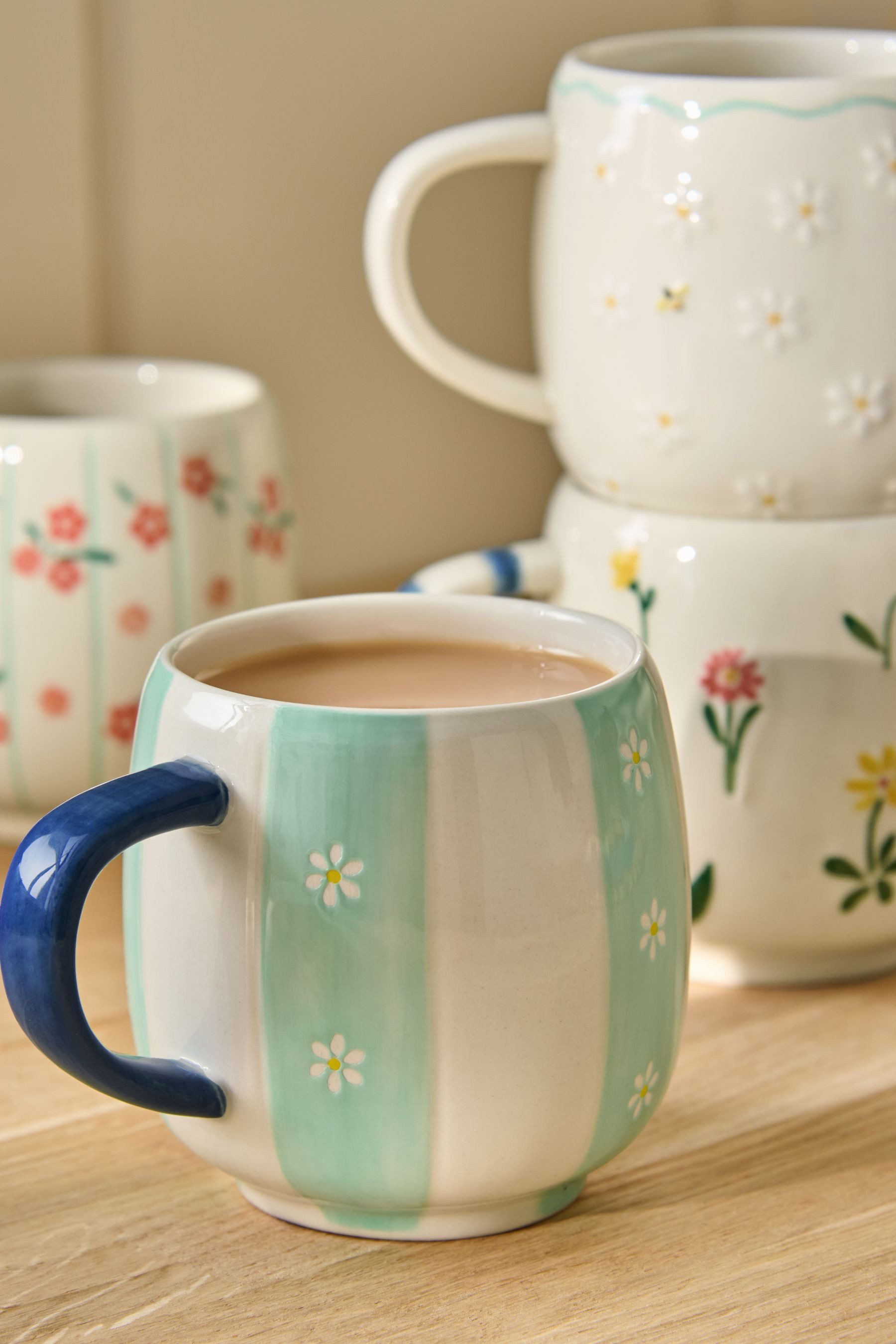 Next Becher 4er-Set Maisie Stapeltassen mit Blumenmuster, 1-tlg., Steingut