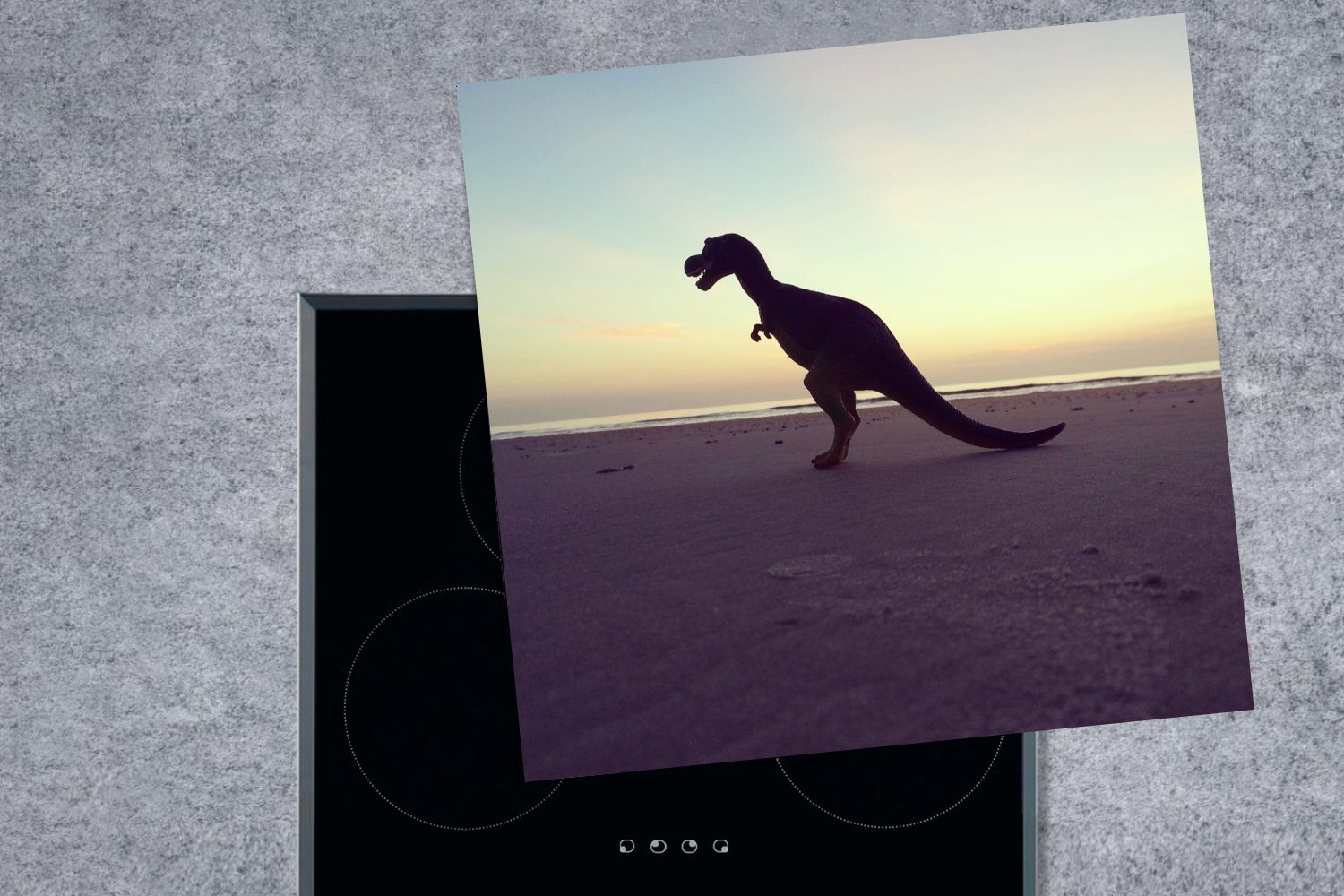 Silhouette Strand, - Ceranfeldabdeckung, 78x78 cm, tlg), (1 Vinyl, MuchoWow für Dinosaurier Herdblende-/Abdeckplatte - küche Arbeitsplatte