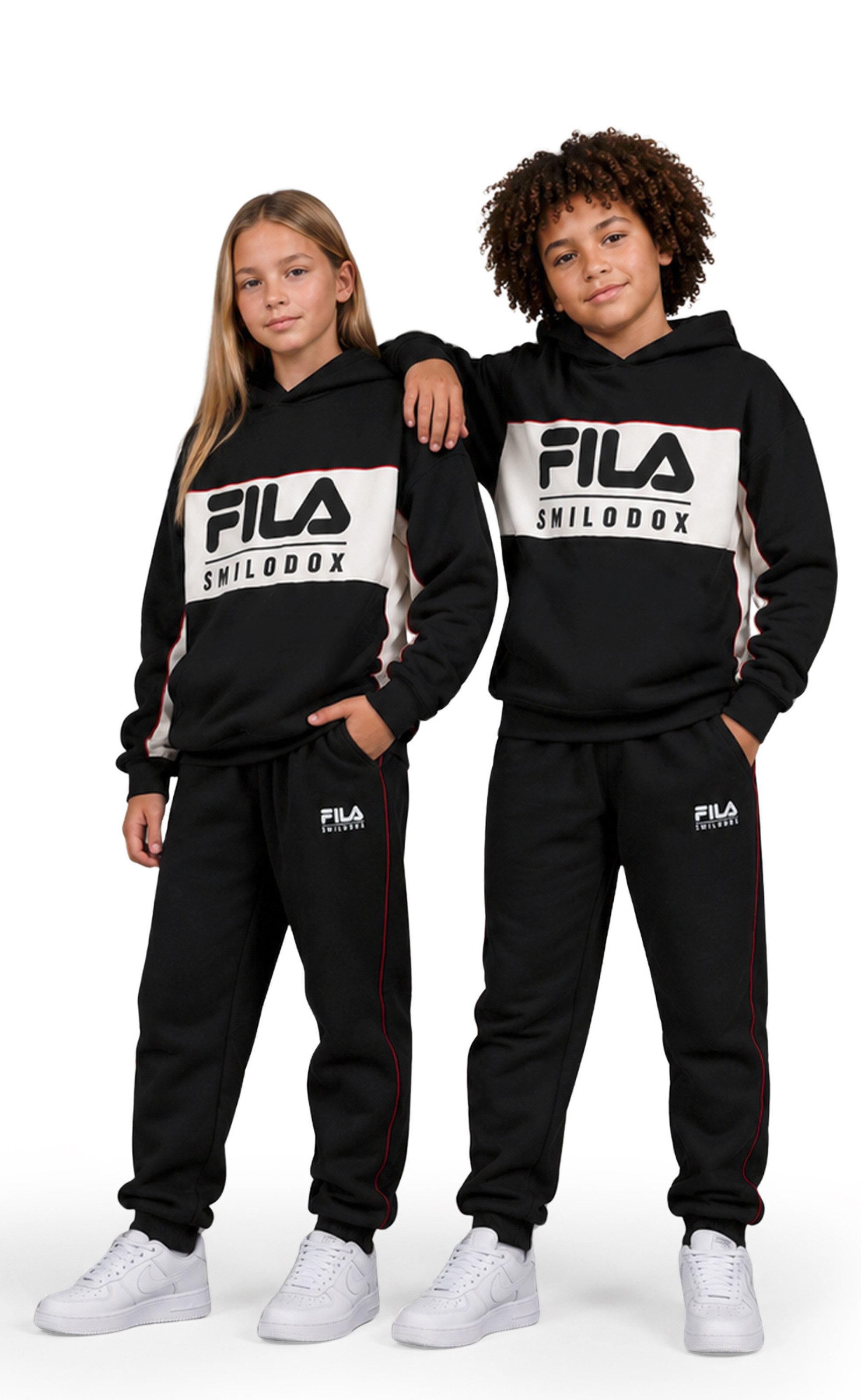 Smilodox Jogginganzug Maye Kinder, Fila Trainingsanzug Baumwolle, Sportanzug, Outfit Set, 2-teilig Set, Color Block, Kontraststreifen, Gym & Sporbekleidung