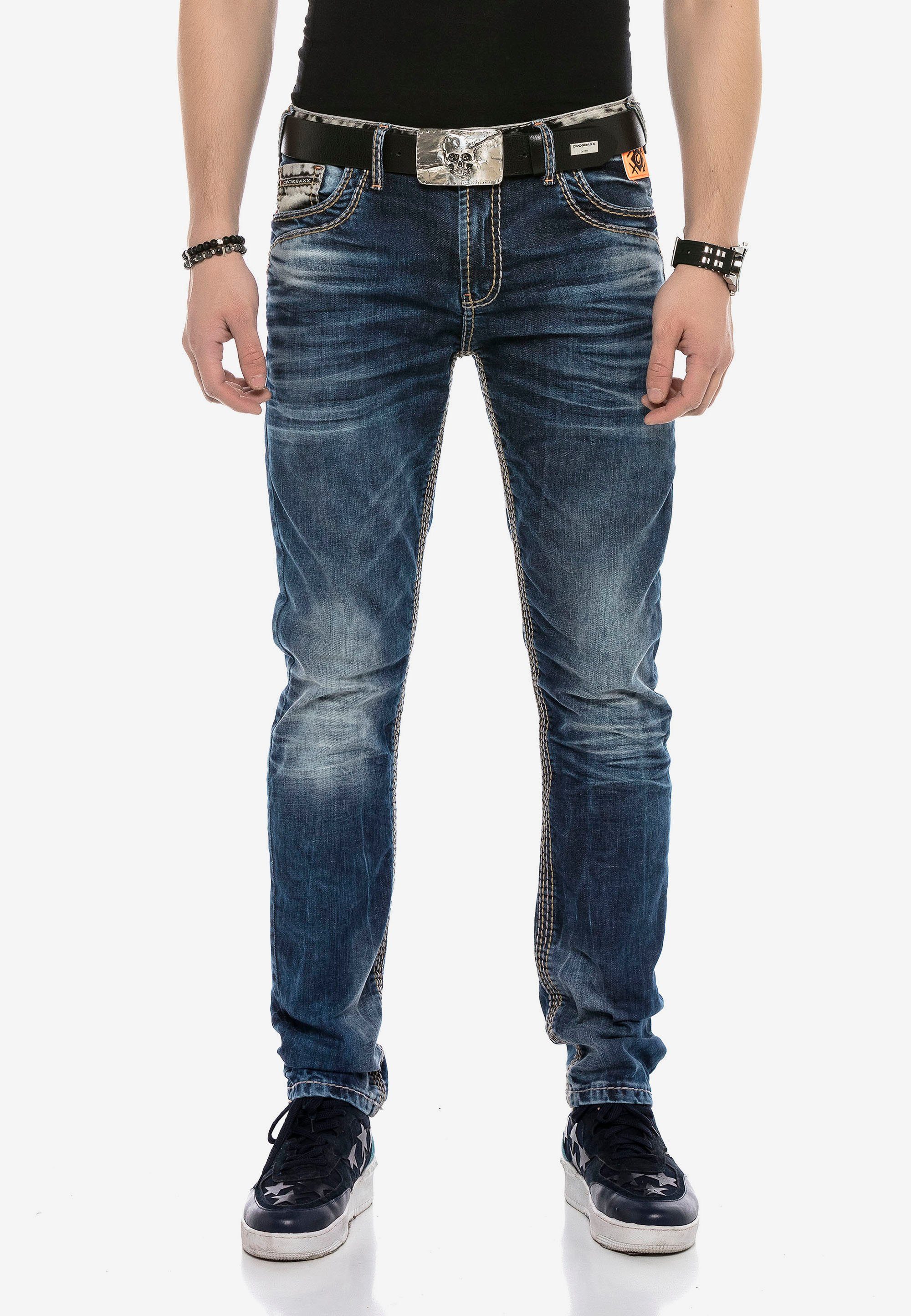 Cipo & Baxx Bequeme Jeans mit breiten Ziernähten