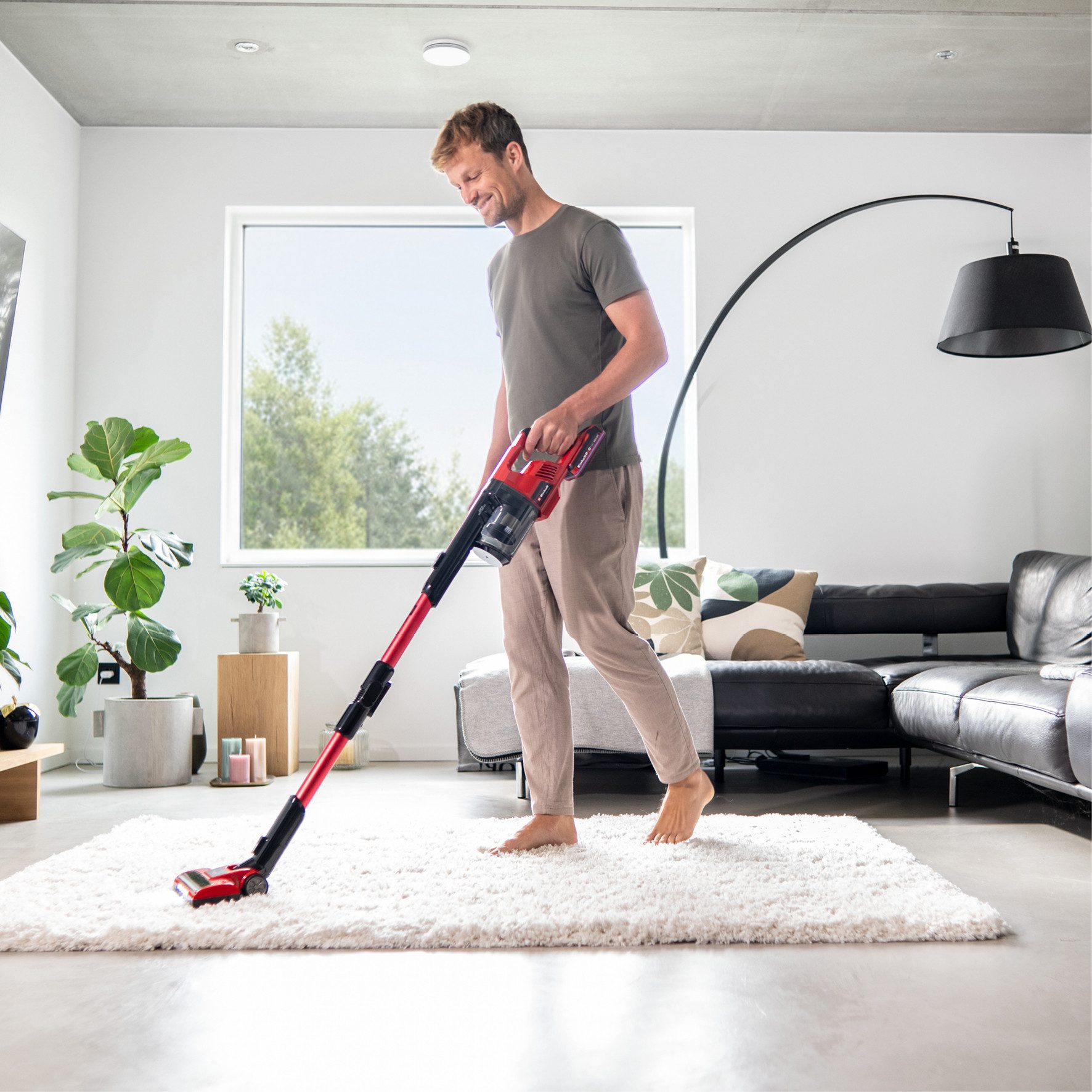 Einhell Akku-Stielstaubsauger TE-SV 18 Li-FLX (1x 4,0 Ah), beutellos, inkl. Akku und Ladegerät